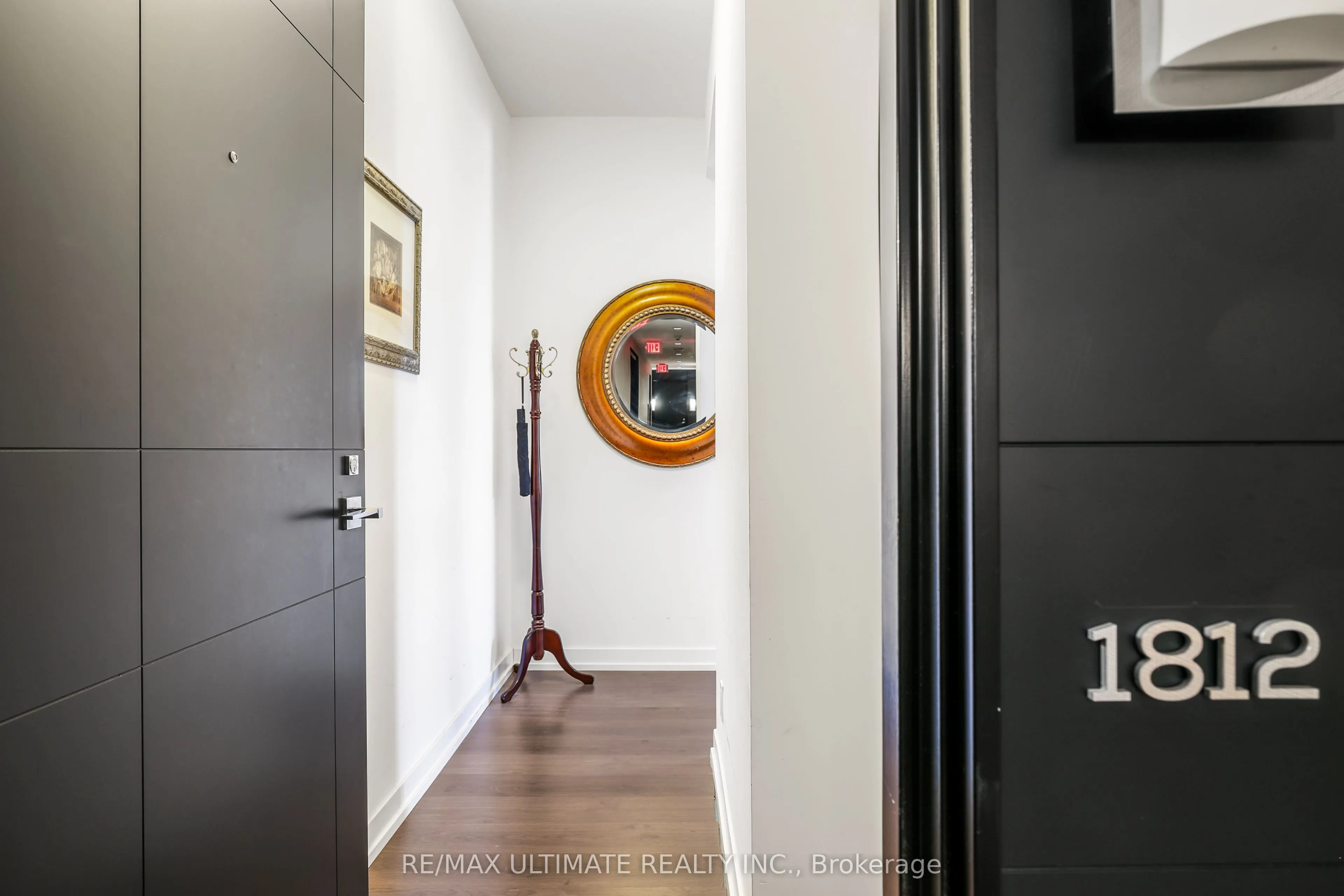 98 Lillian Street #1812