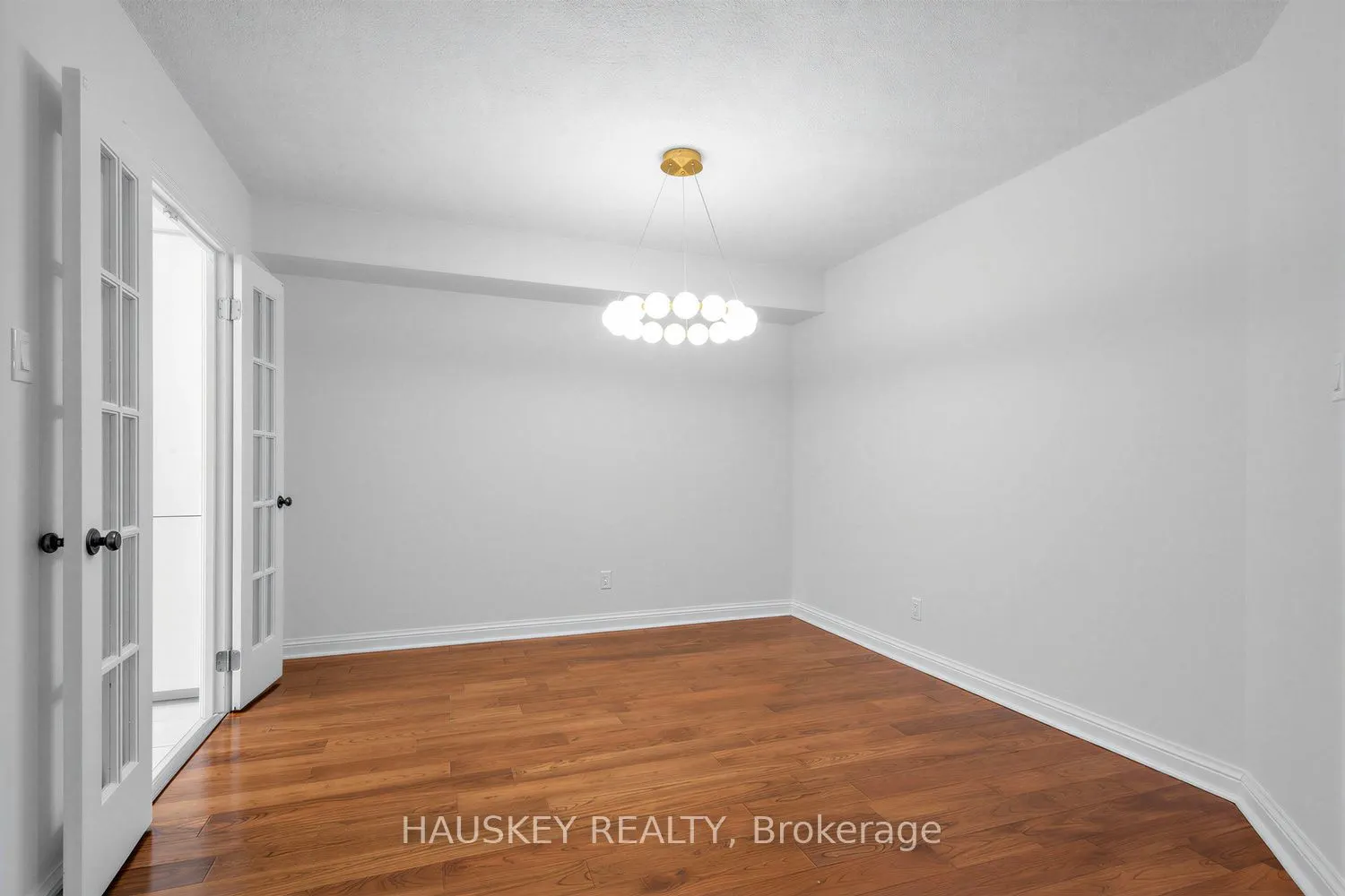 3800 Yonge Street #402