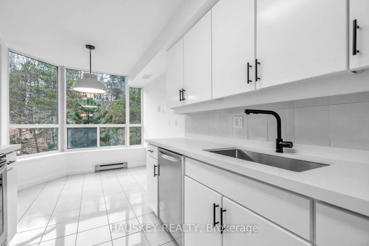 3800 Yonge Street #402