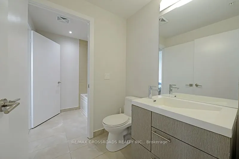 199 Richmond Street W #1708