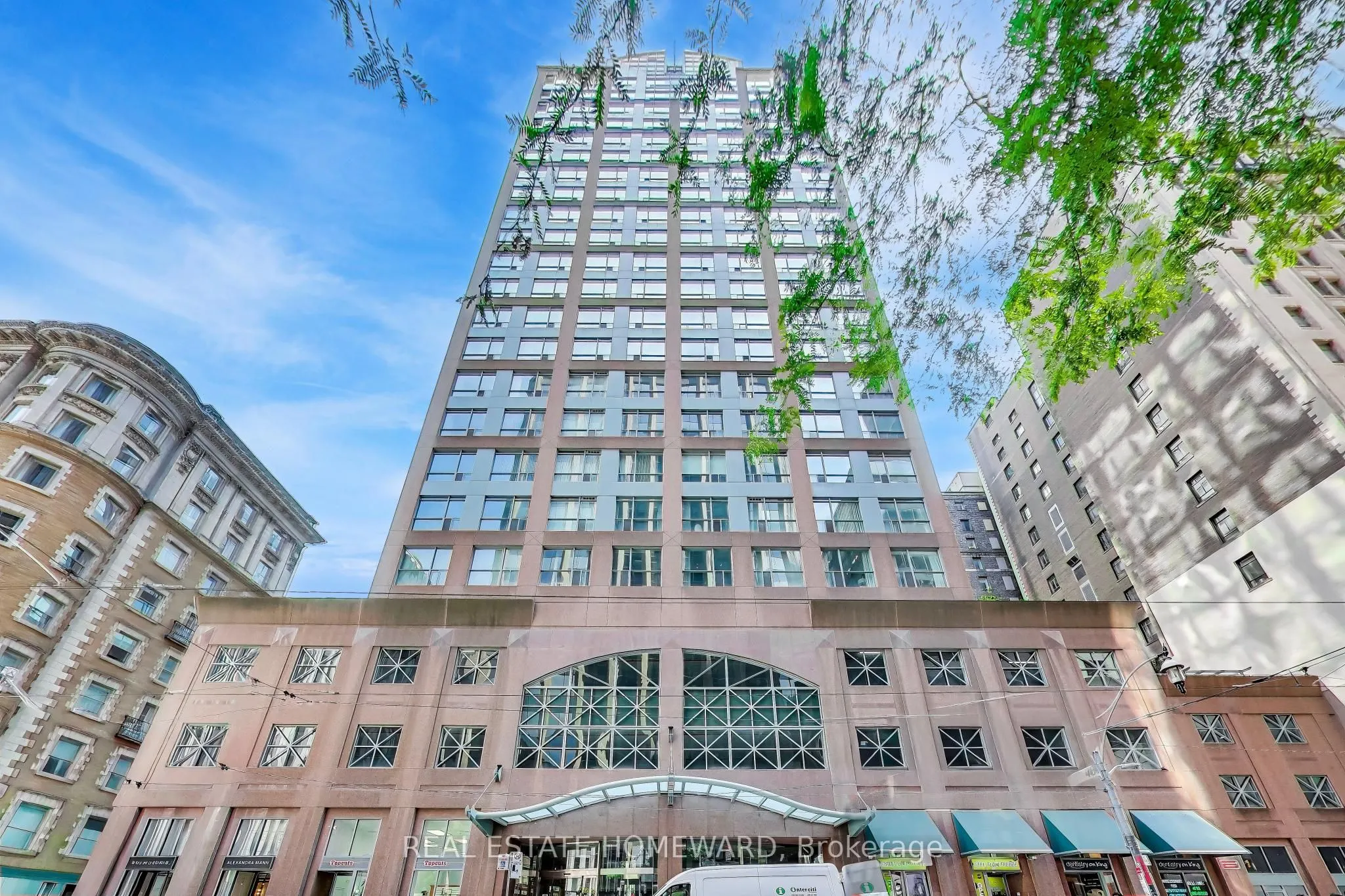 7 King Street E #602