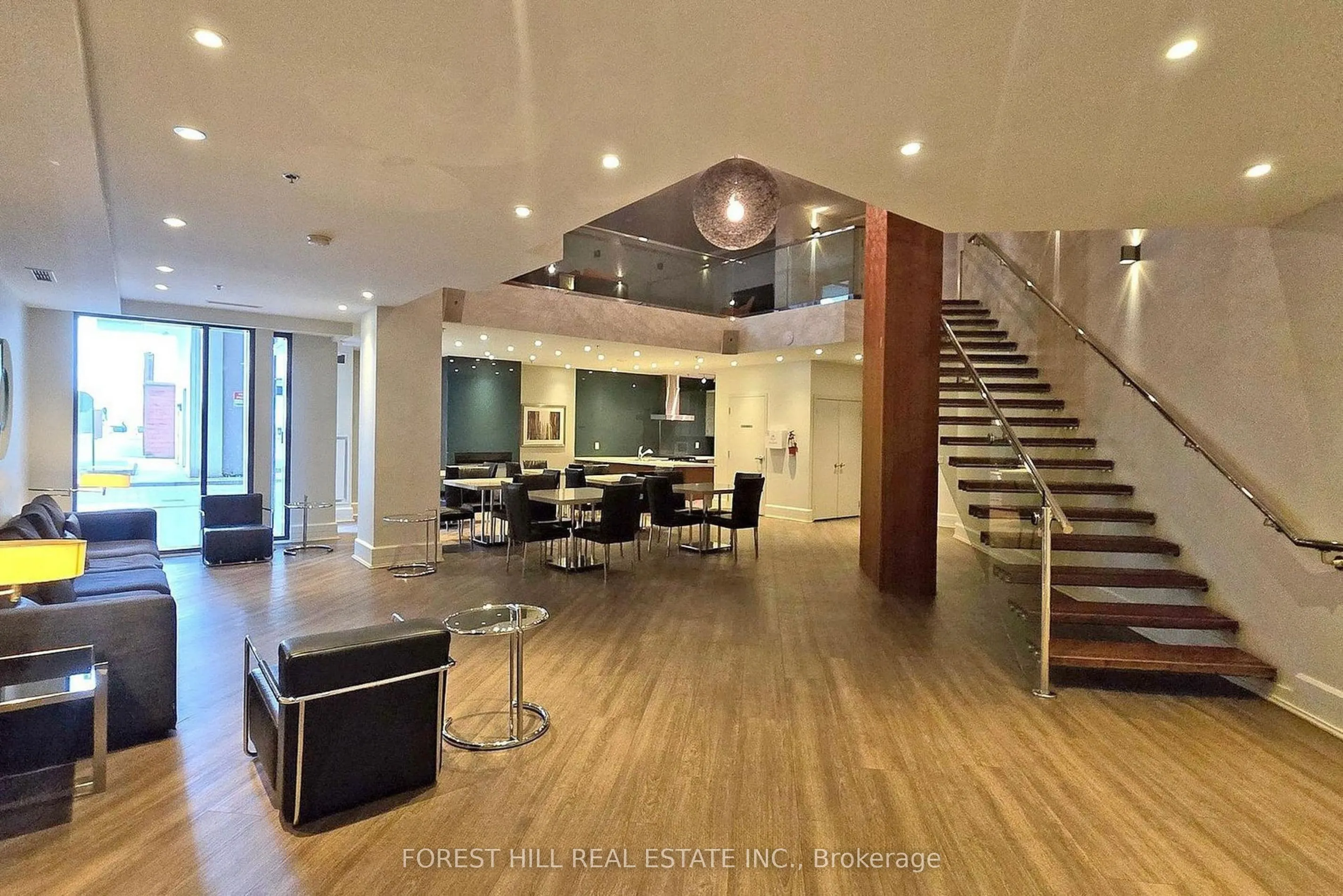 111 Elizabeth Street #917