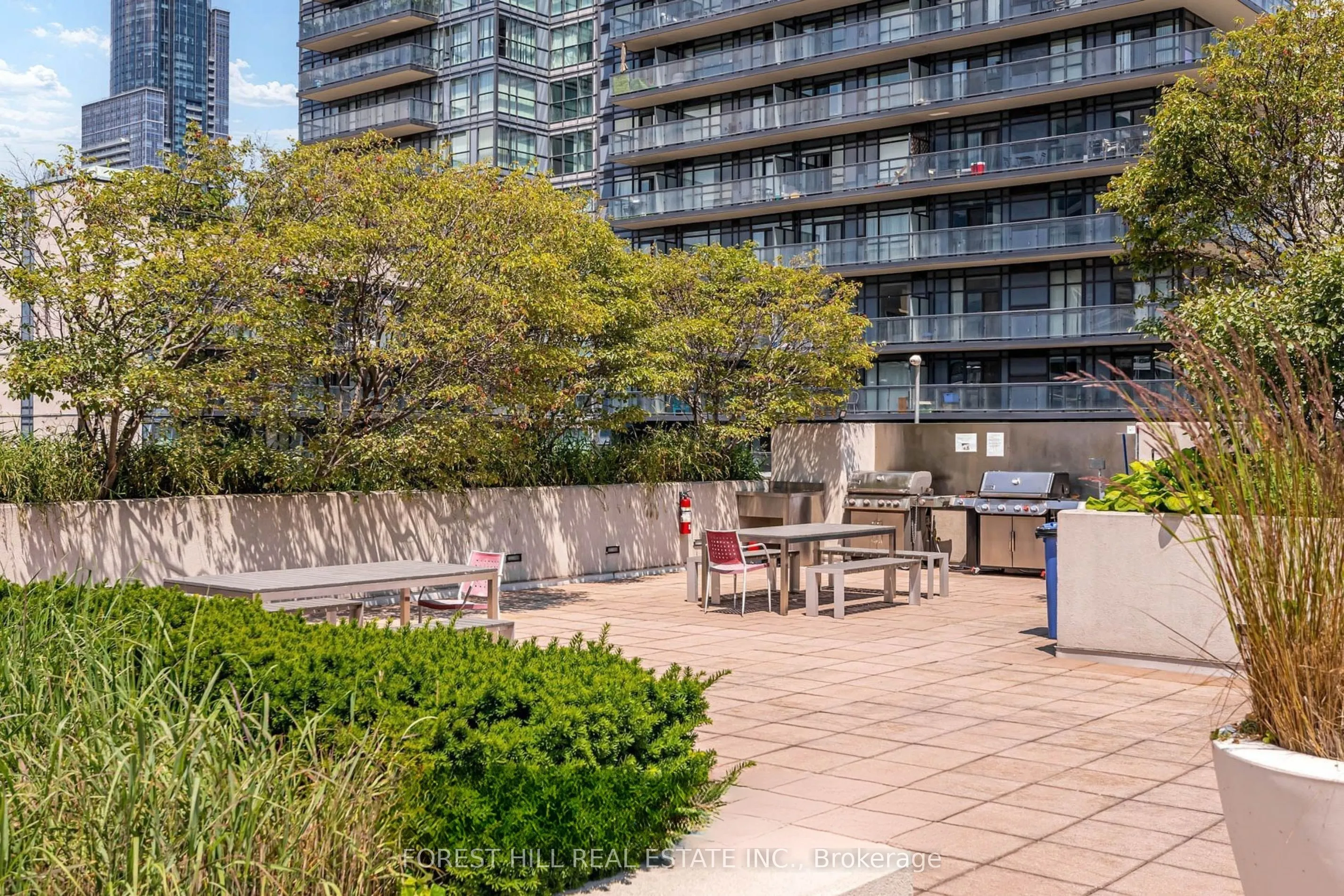111 Elizabeth Street #917