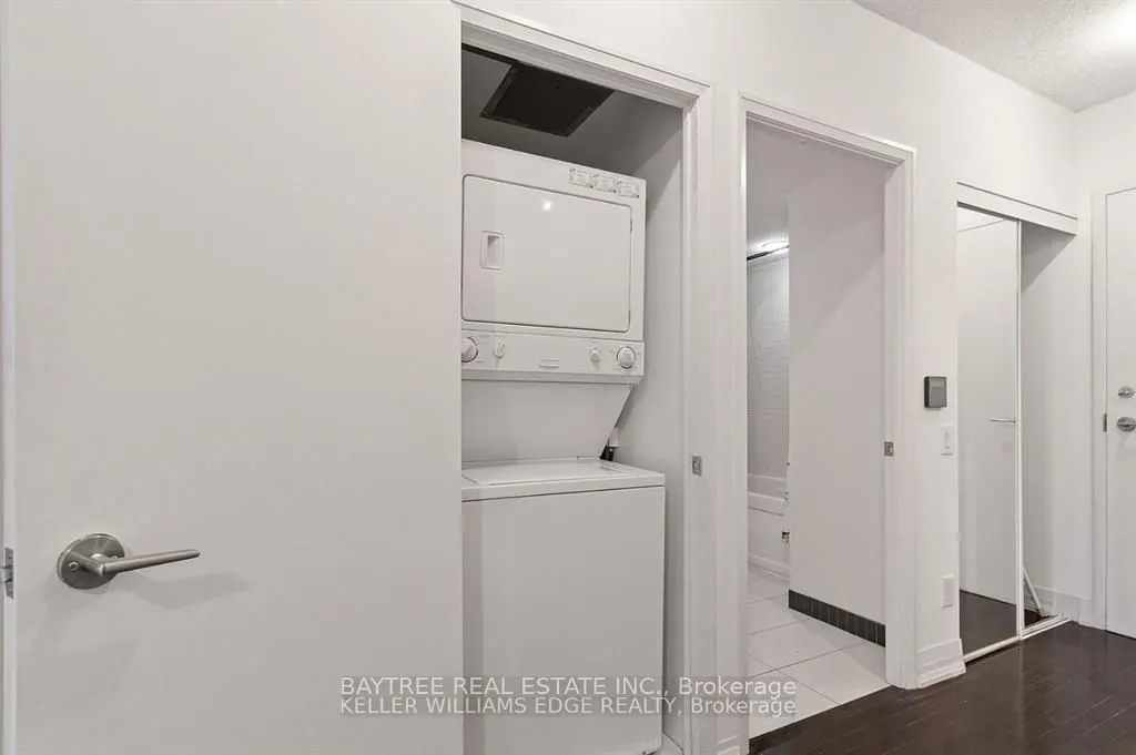 25 Carlton Street #2308