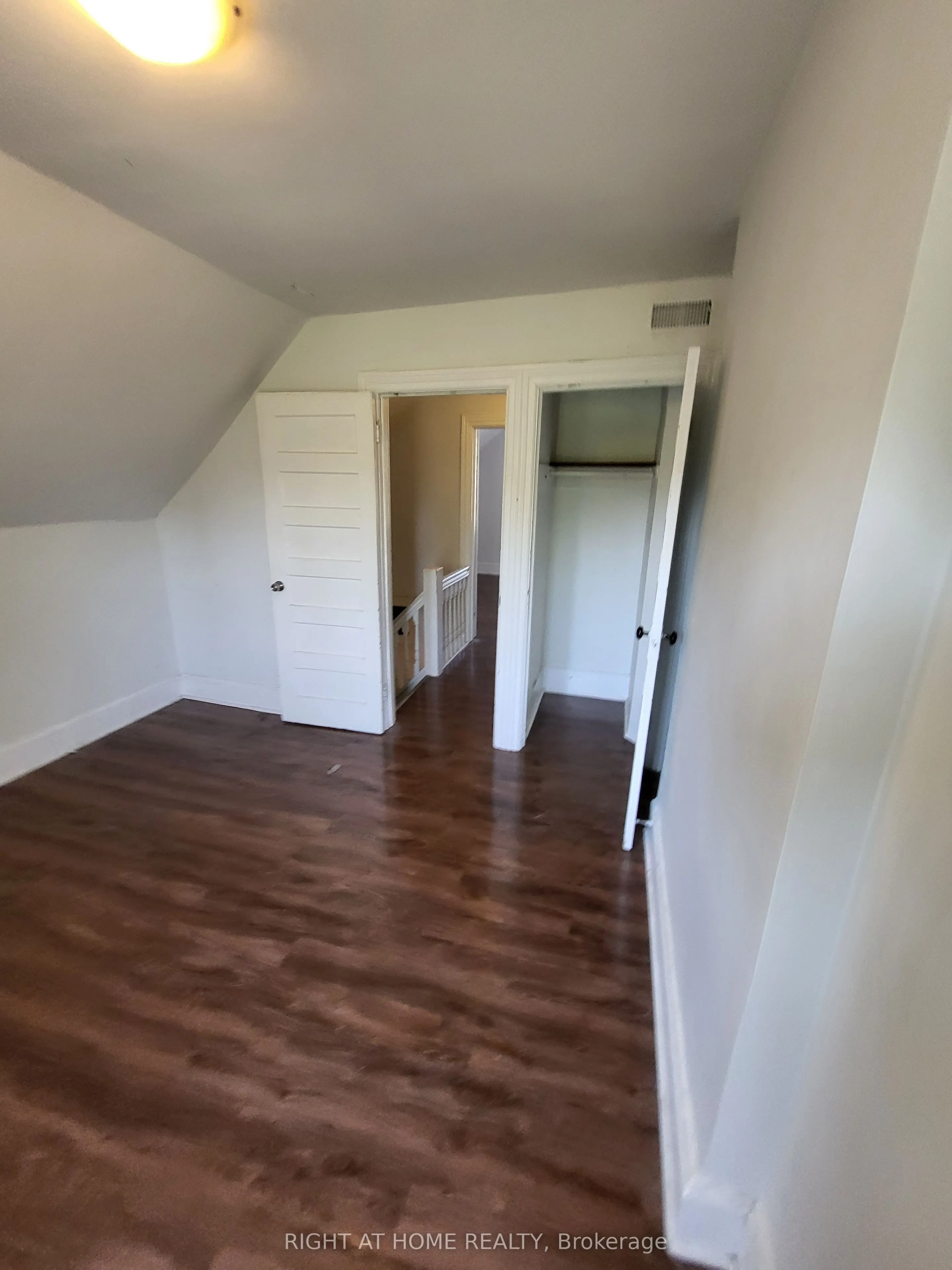 194 Beatrice Street #2