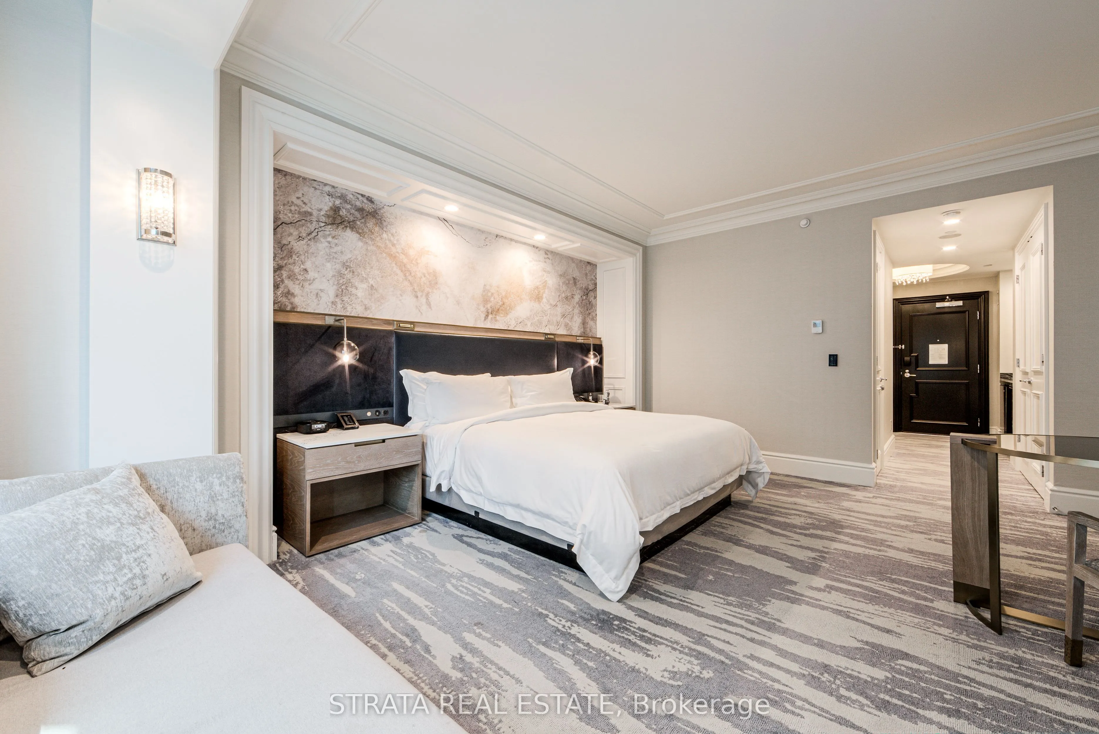 325 Bay Street #1905