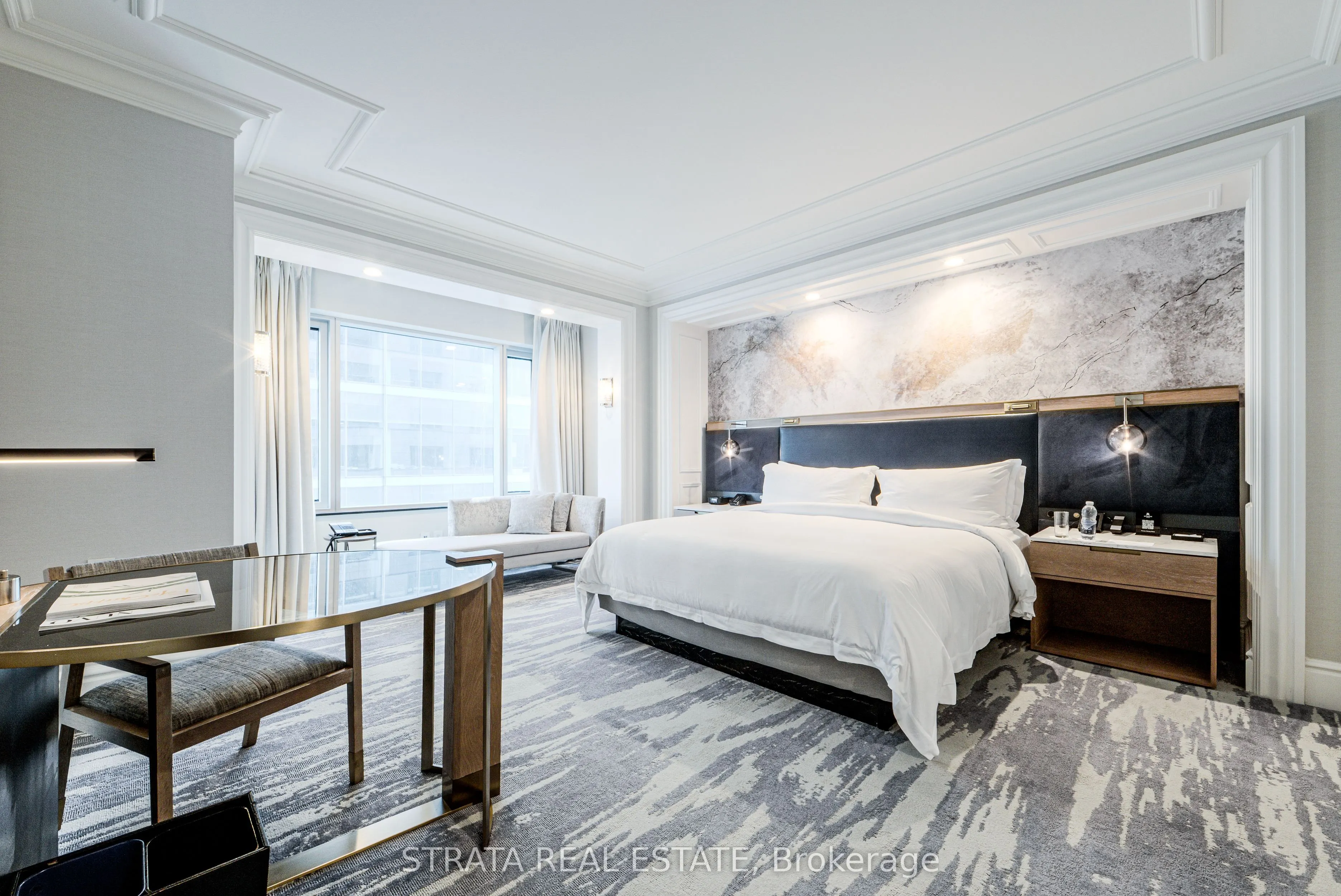 325 Bay Street #1905