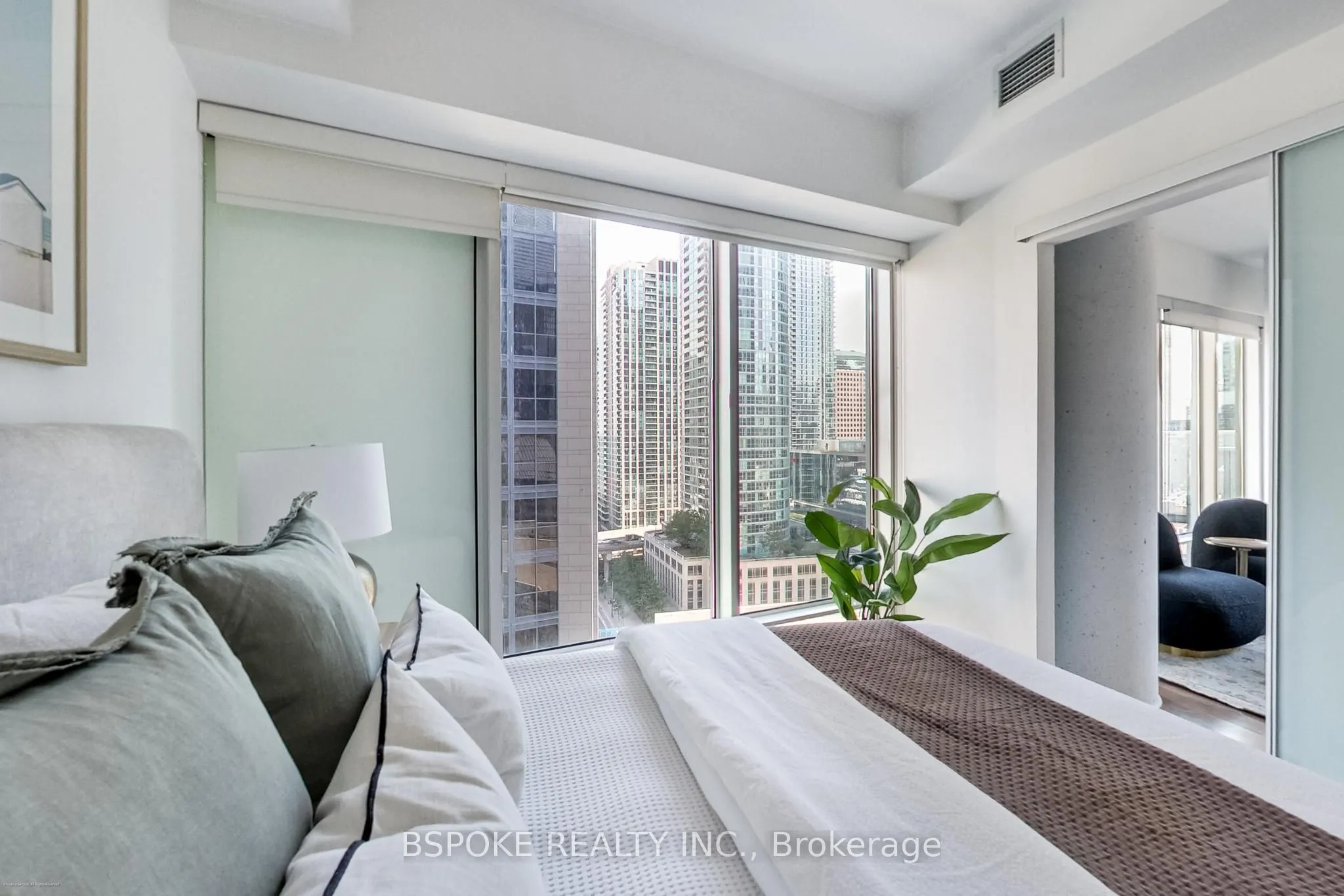 8 The Esplanade #1502