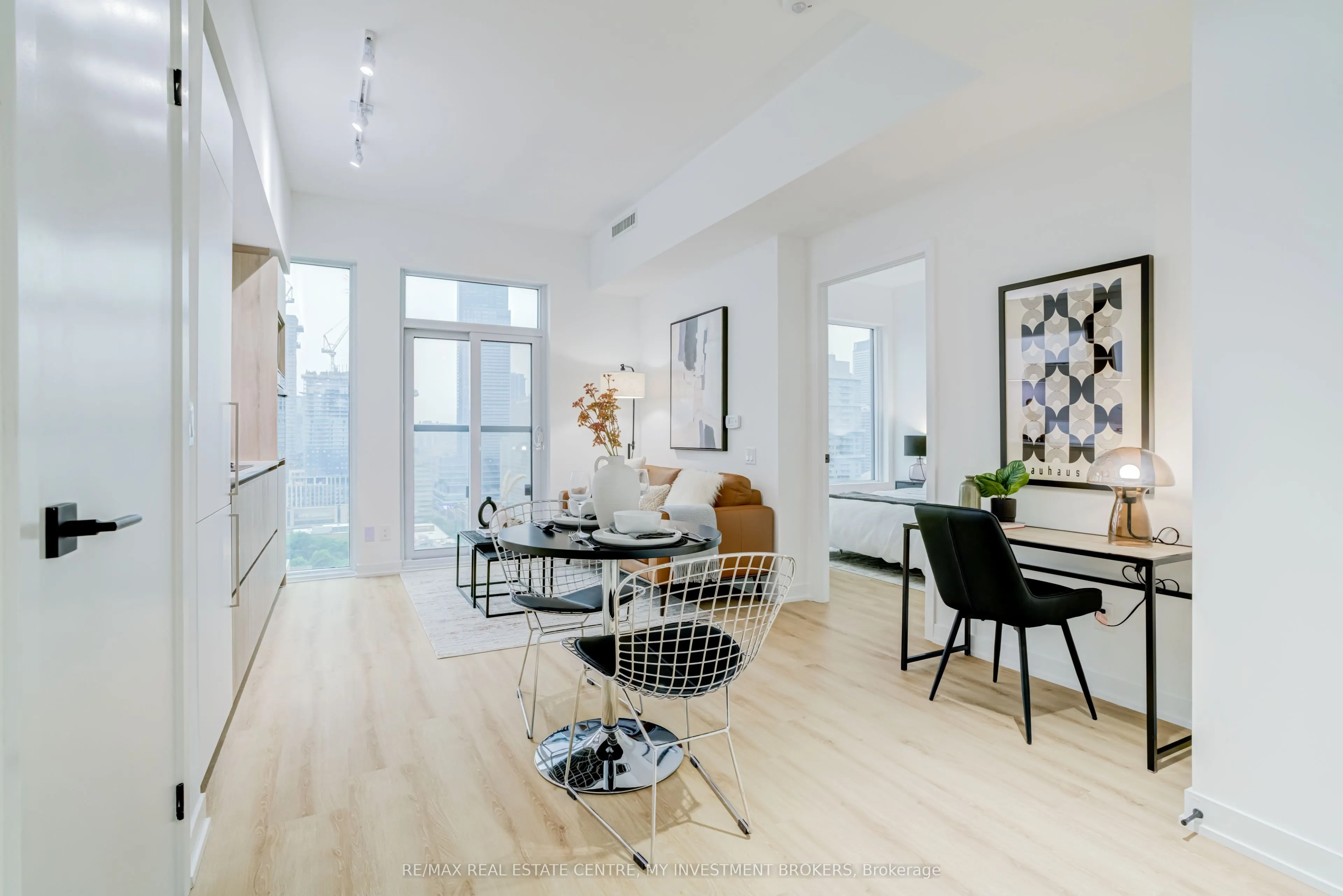 319 Jarvis Street #2605