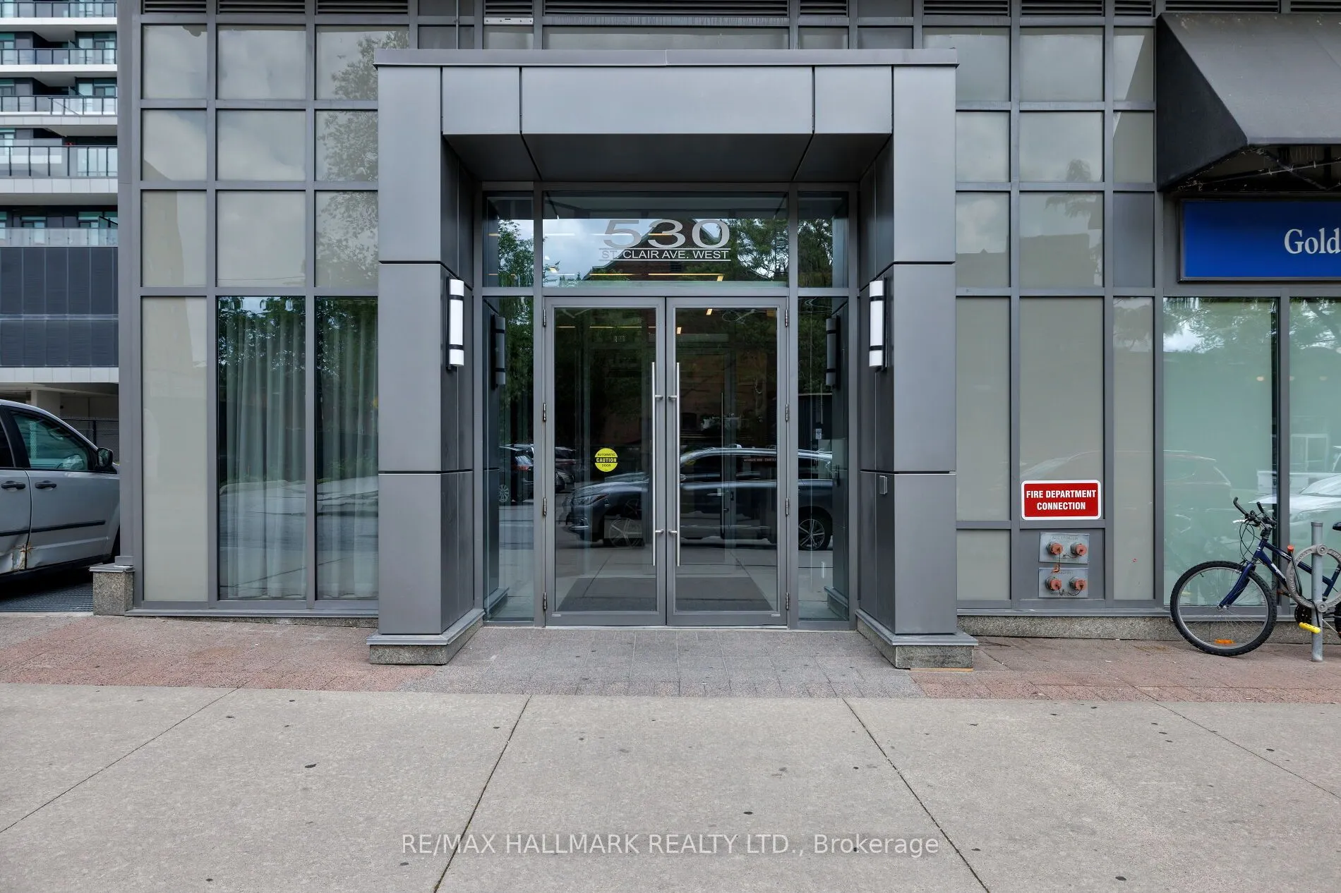 530 St Clair Avenue W #1401