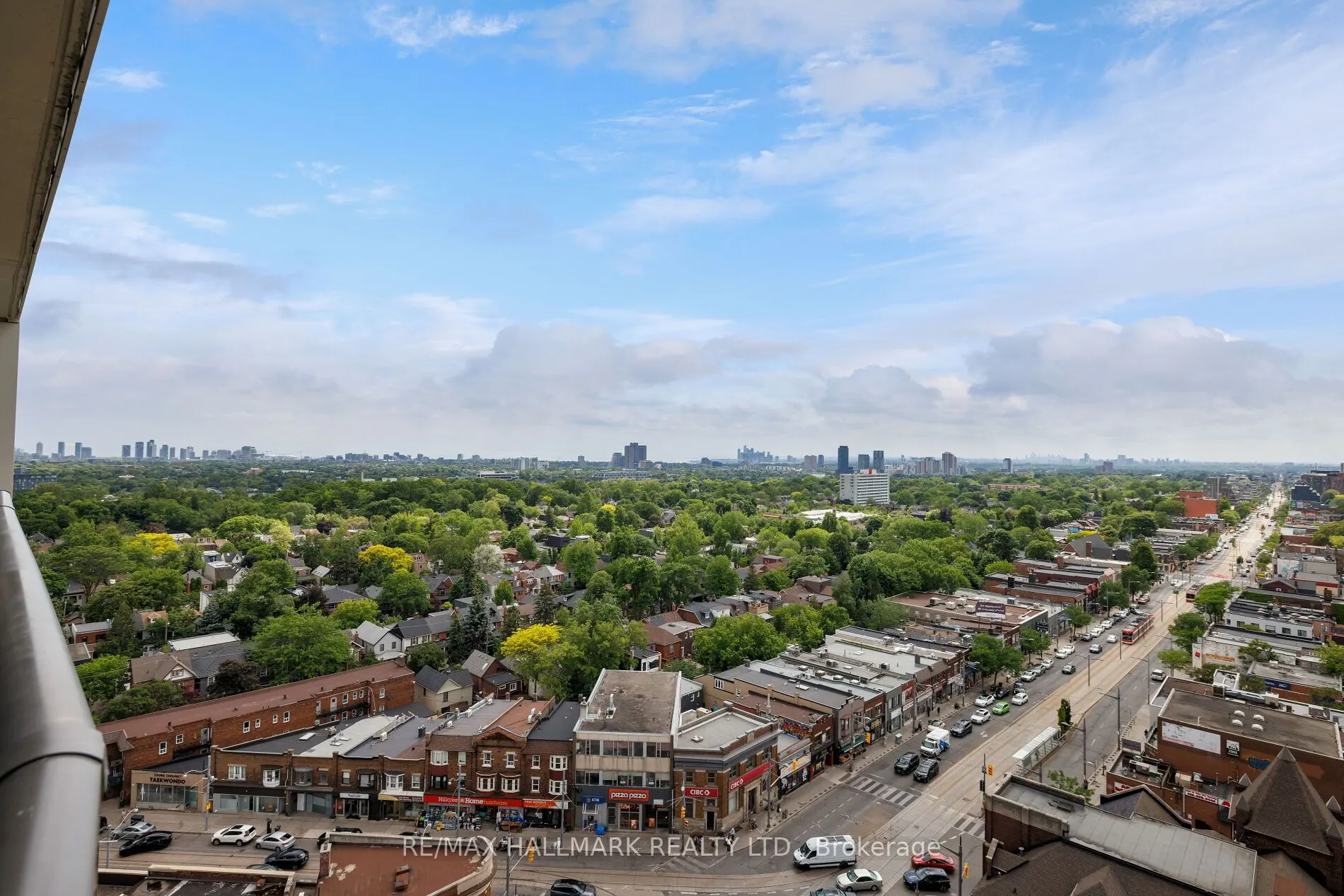 530 St Clair Avenue W #1401