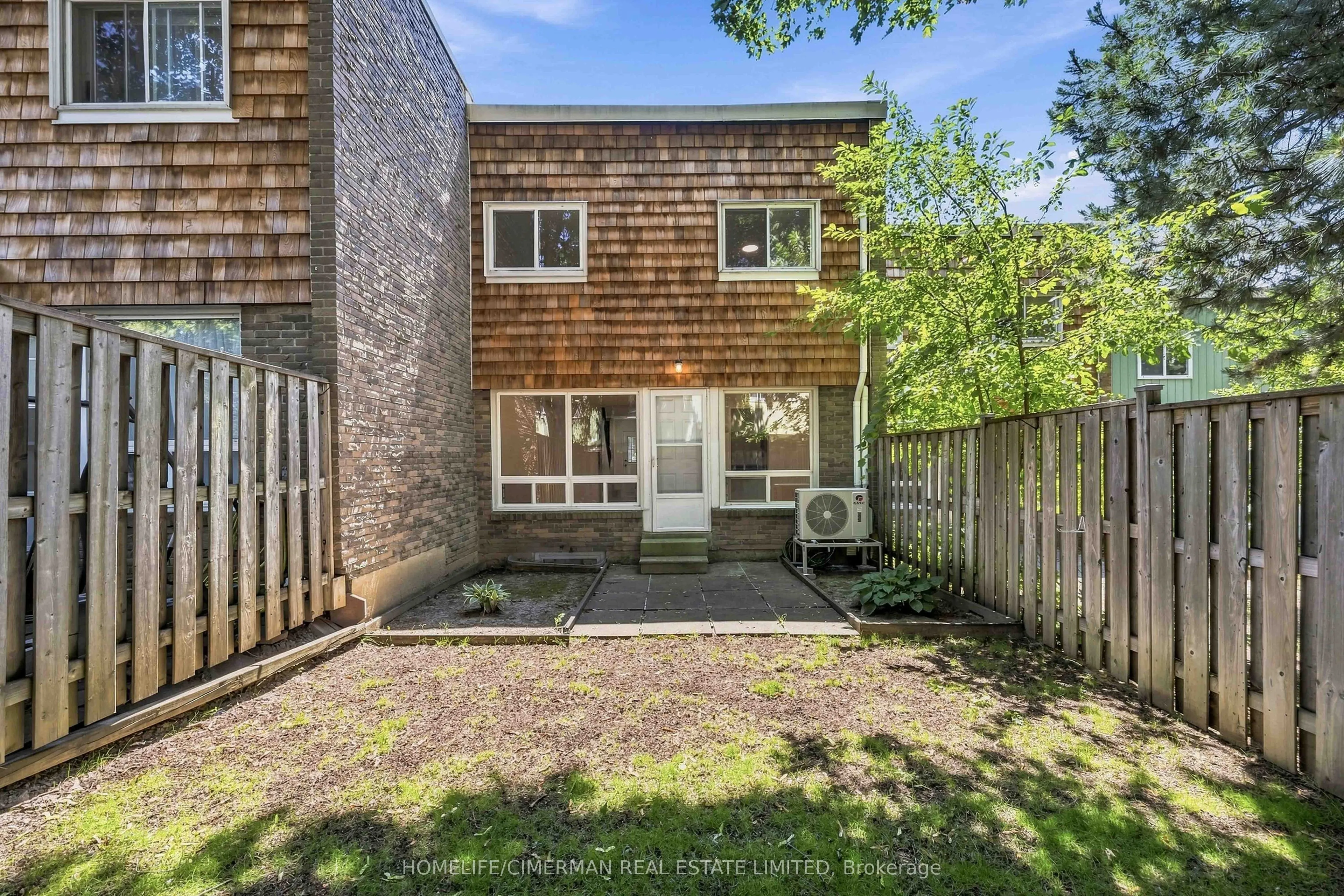 142 Thorny Vineway #151