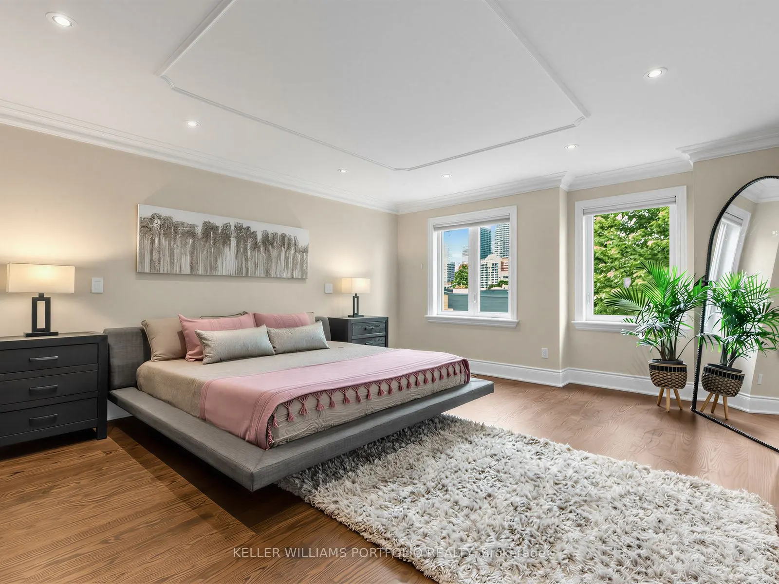 21 Albertus Avenue