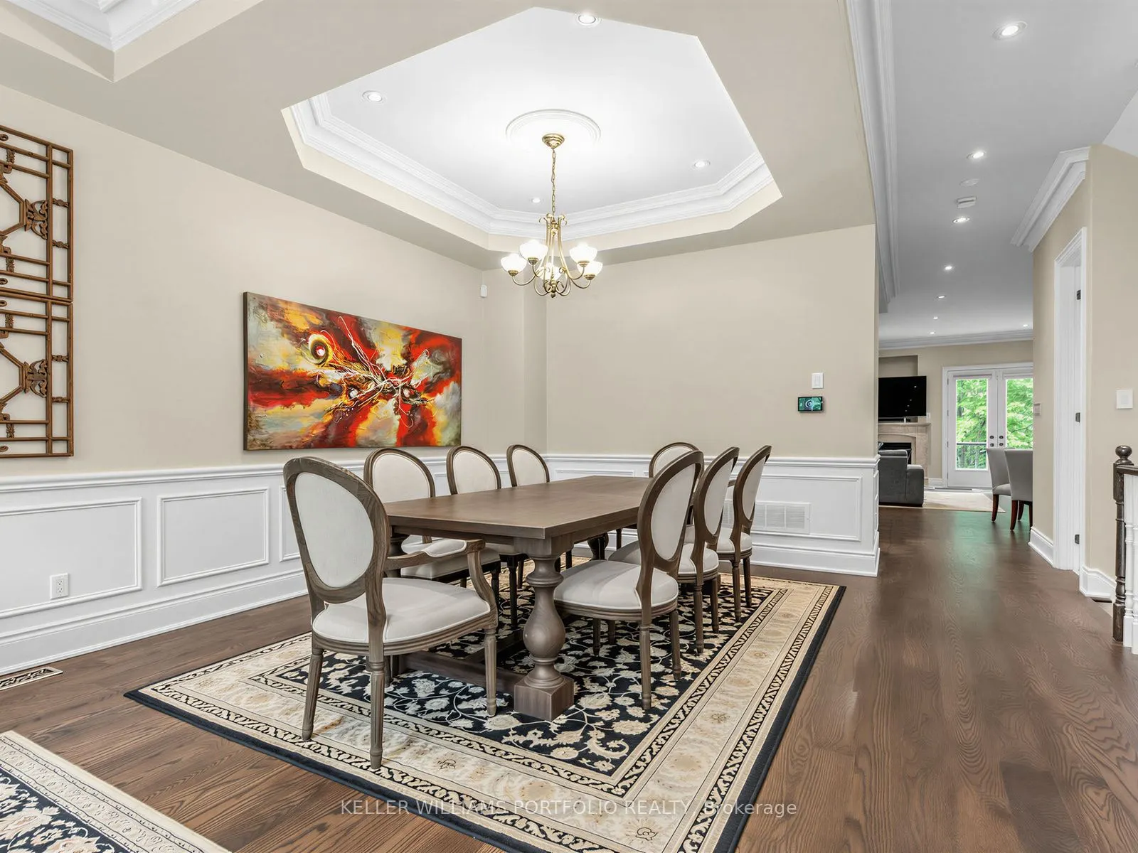 21 Albertus Avenue