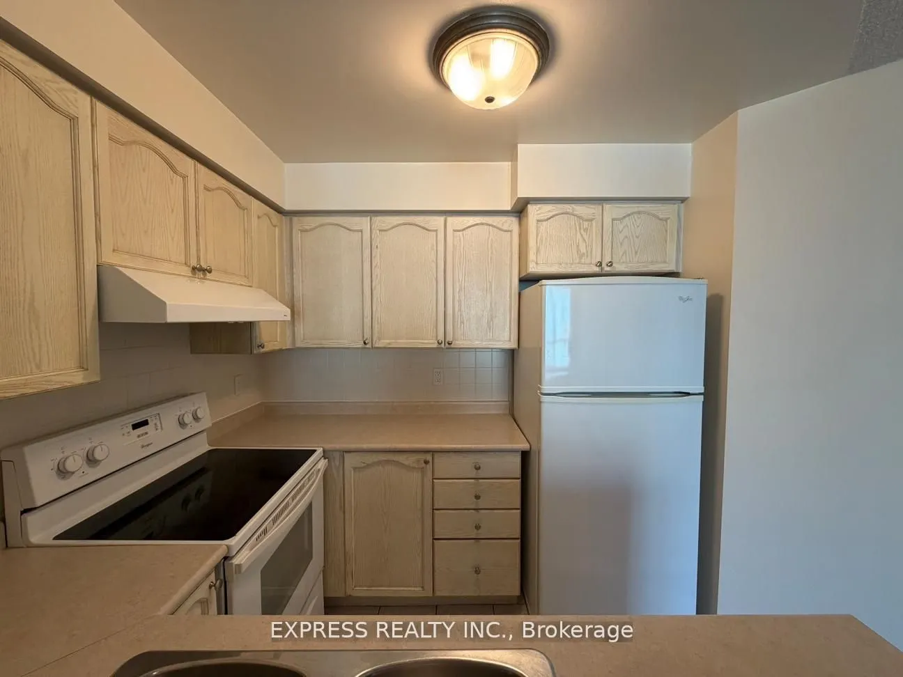 29 Pemberton Avenue #1106