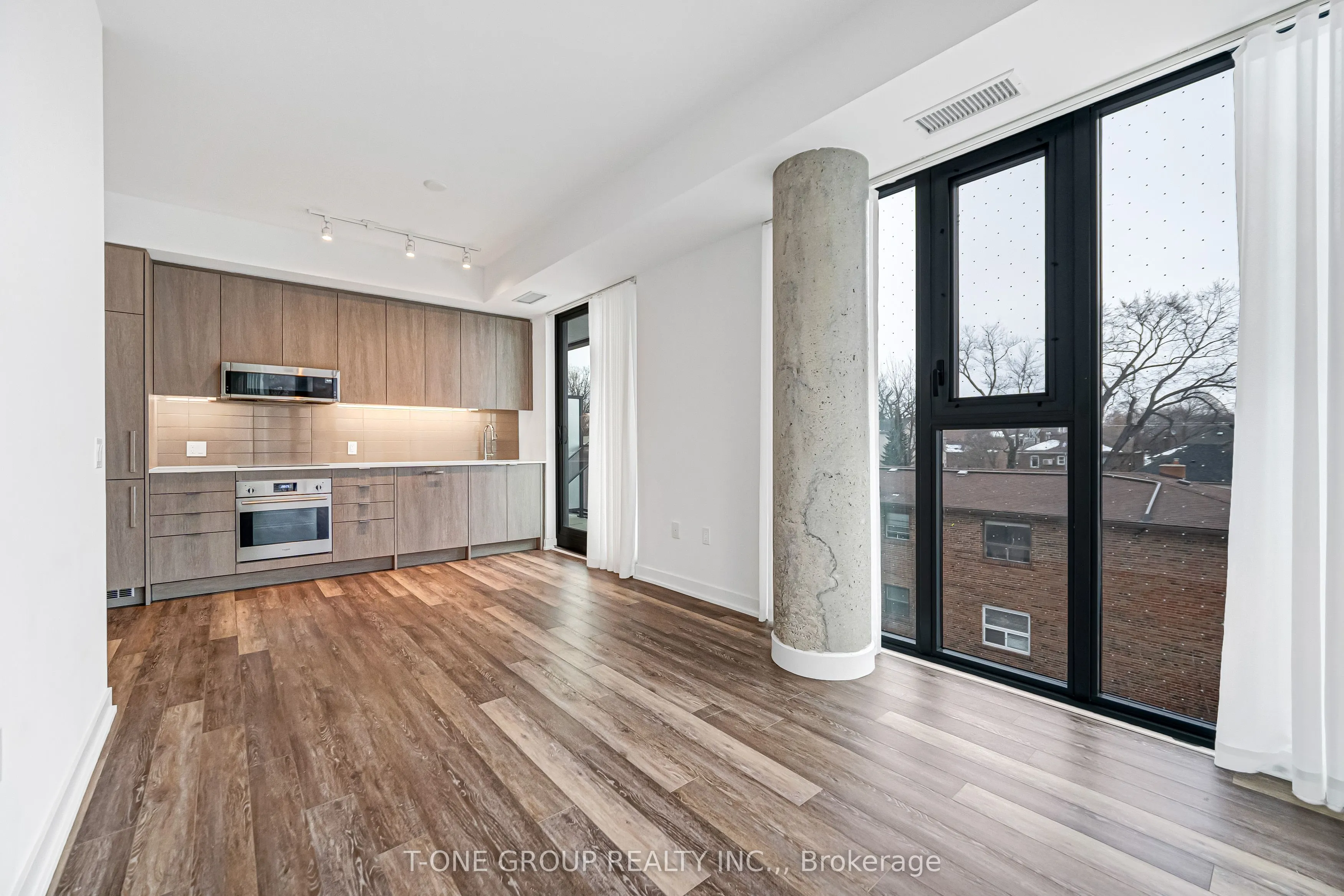 250 Lawrence Avenue W #309