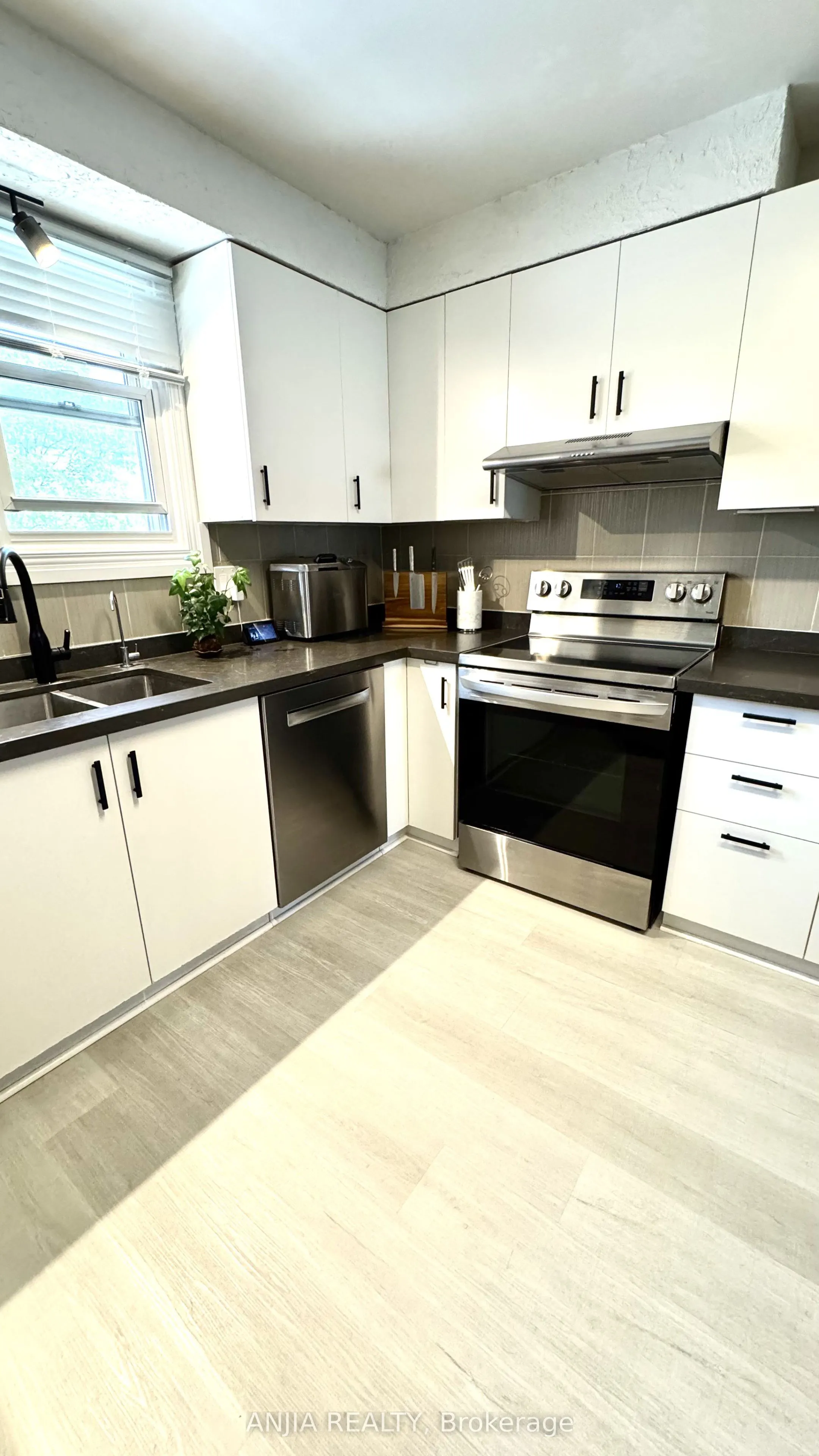 7 Purple Sageway #65