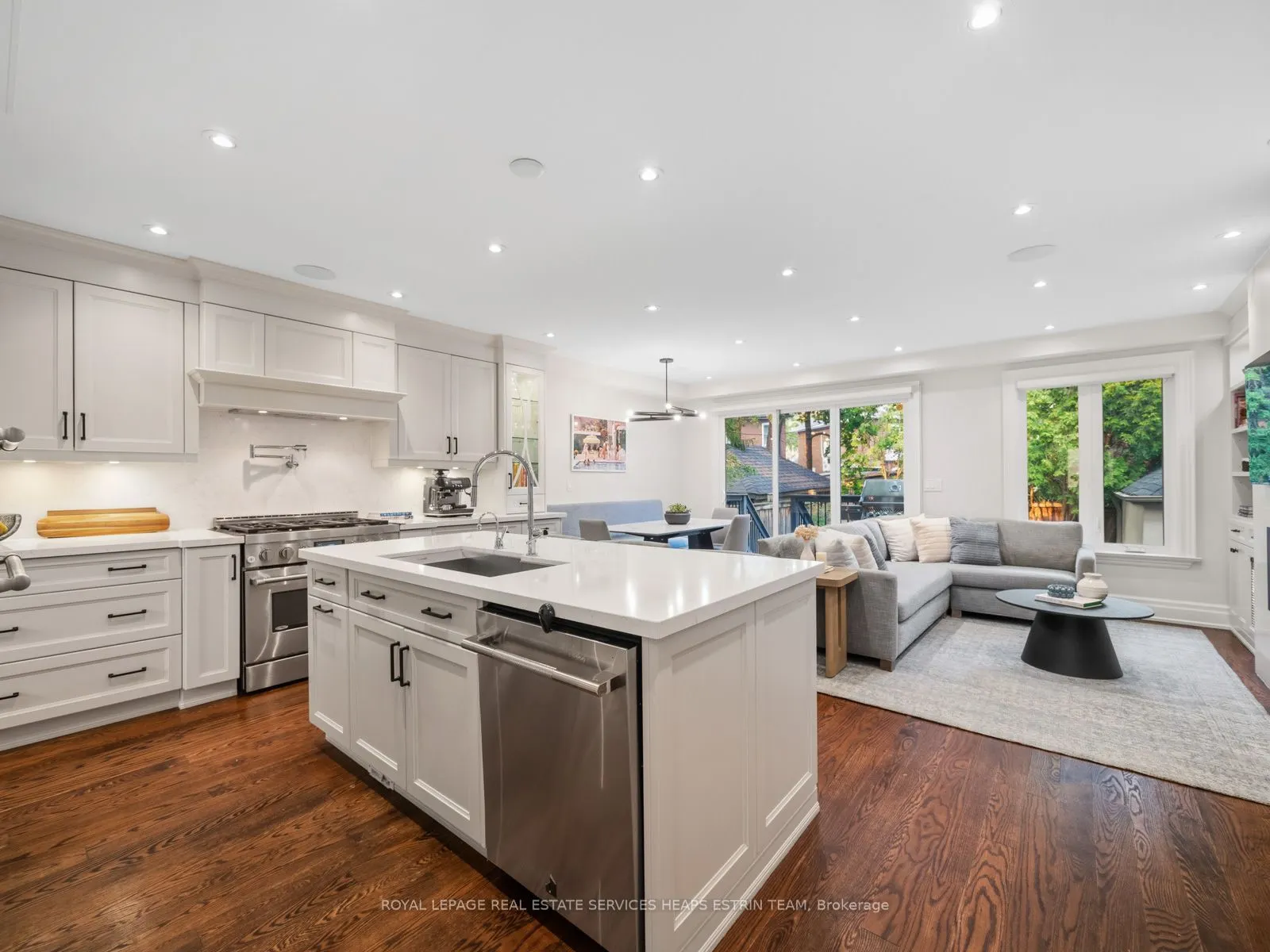 29 Maxwell Avenue