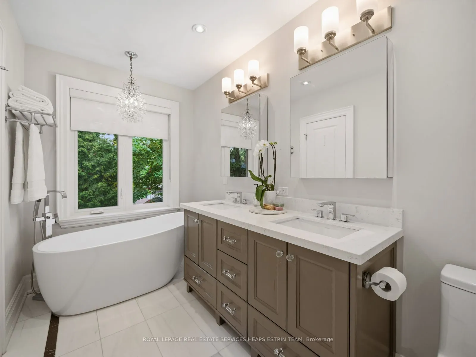 29 Maxwell Avenue