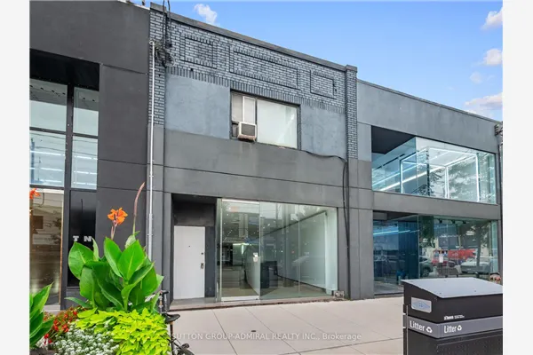 392 Eglinton Avenue W