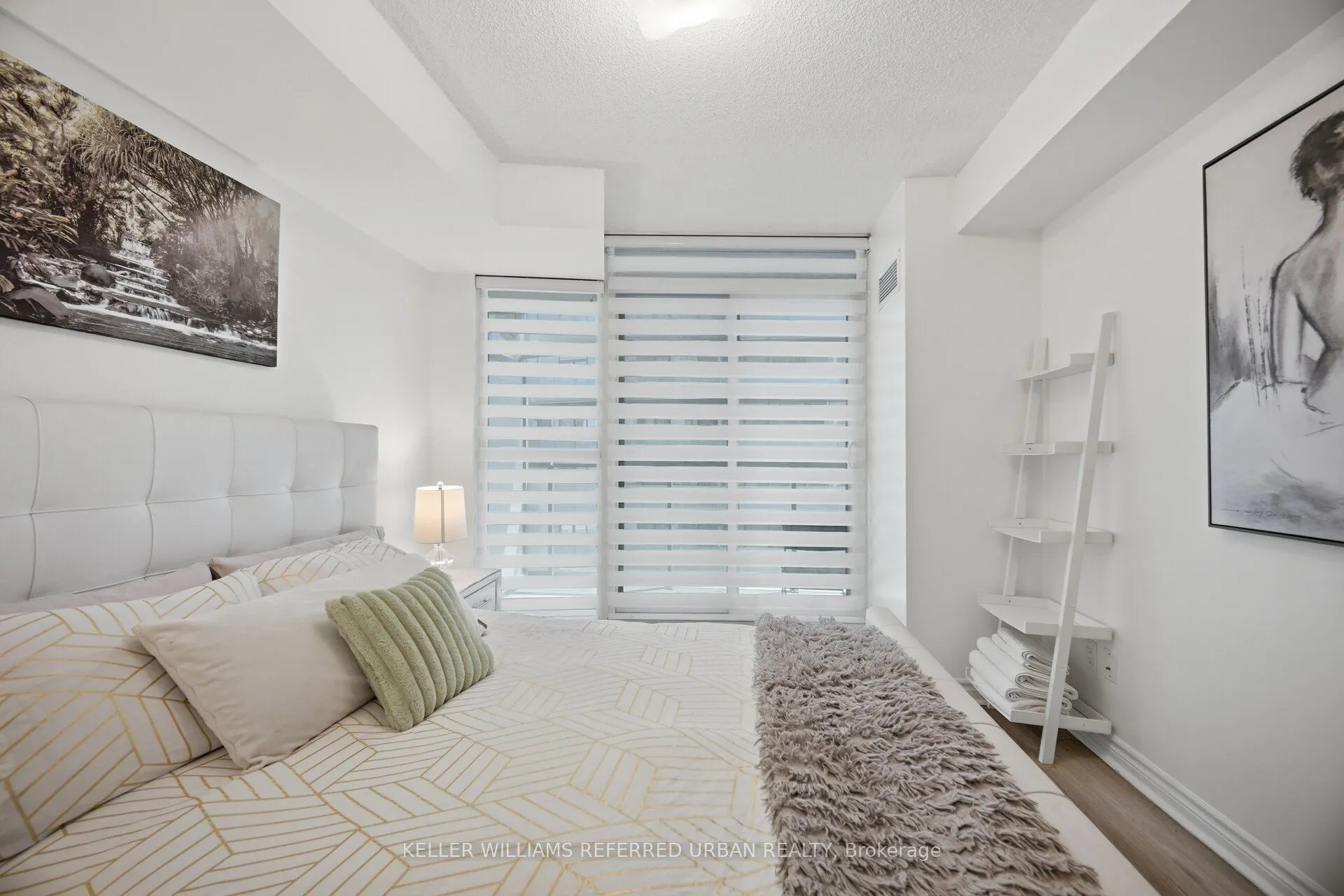 19 Grand Trunk Crescent #3708