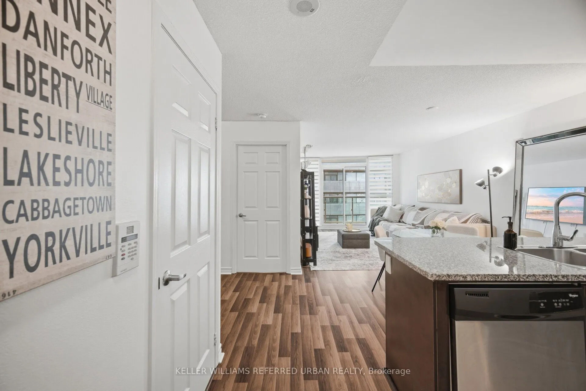 19 Grand Trunk Crescent #3708