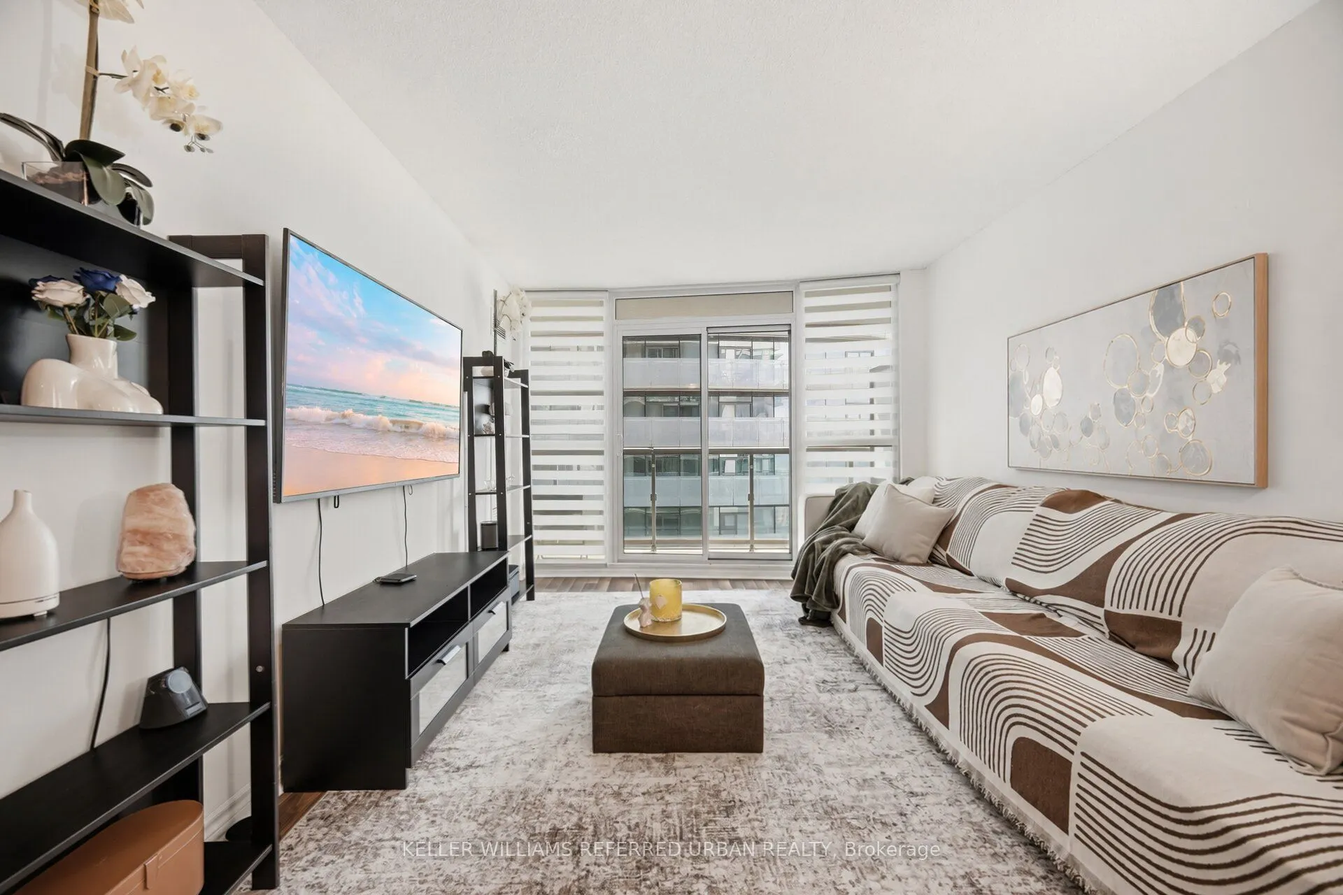 19 Grand Trunk Crescent #3708