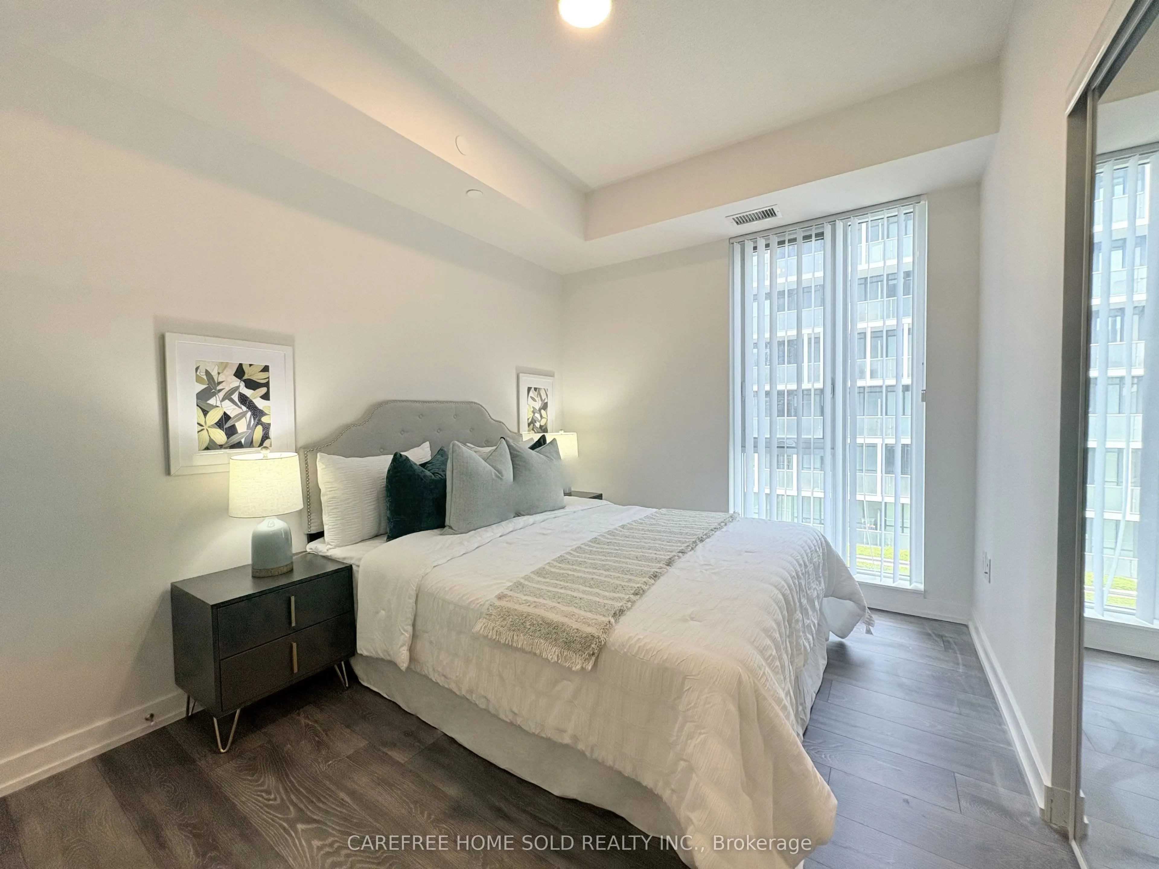 225 Sumach Street #711