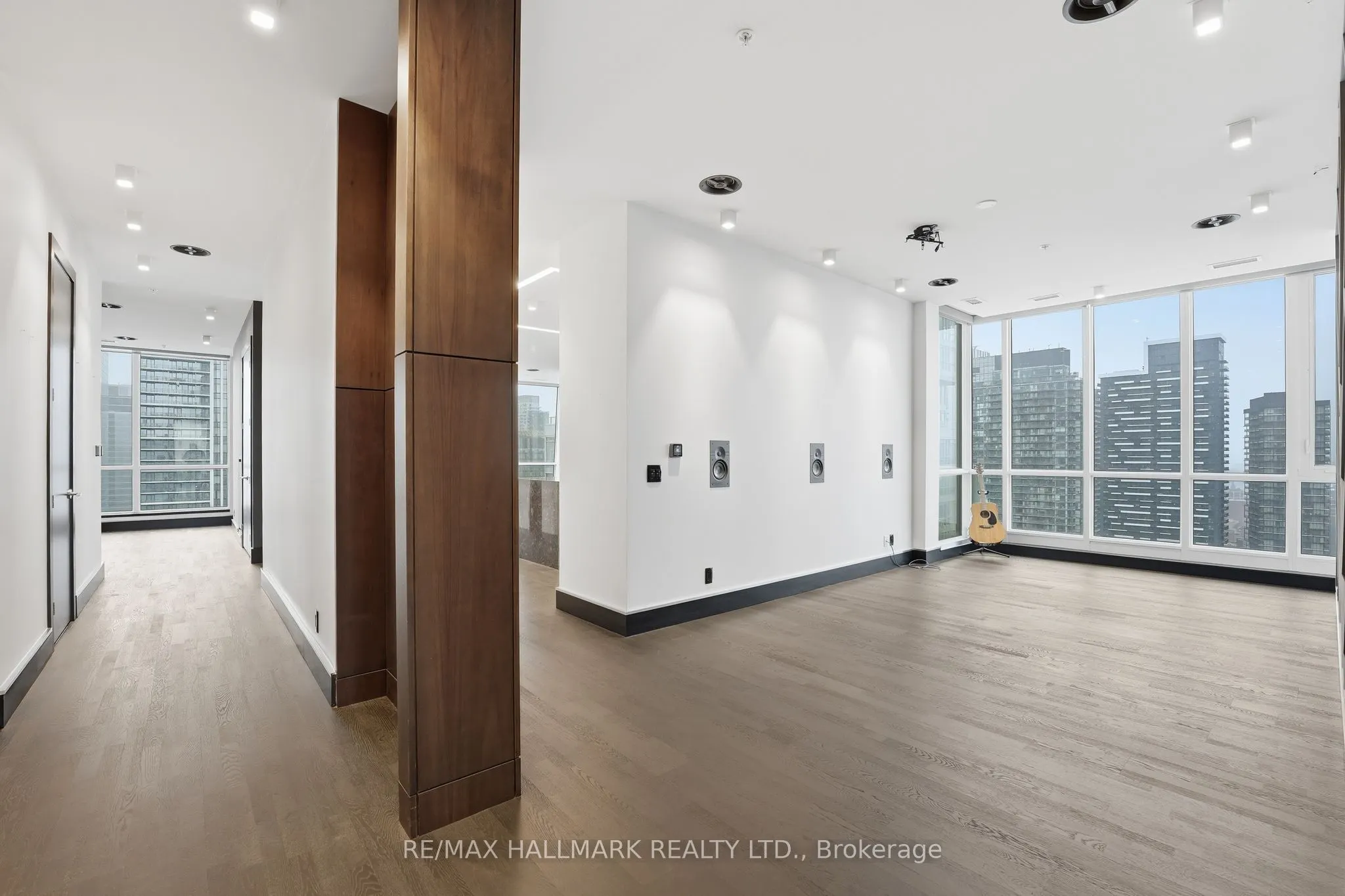 199 Richmond Street W #PH101