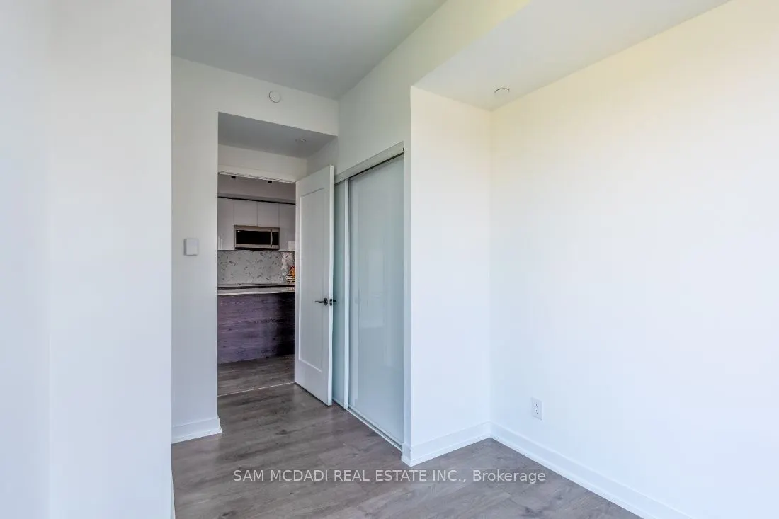5 Defries Street #801