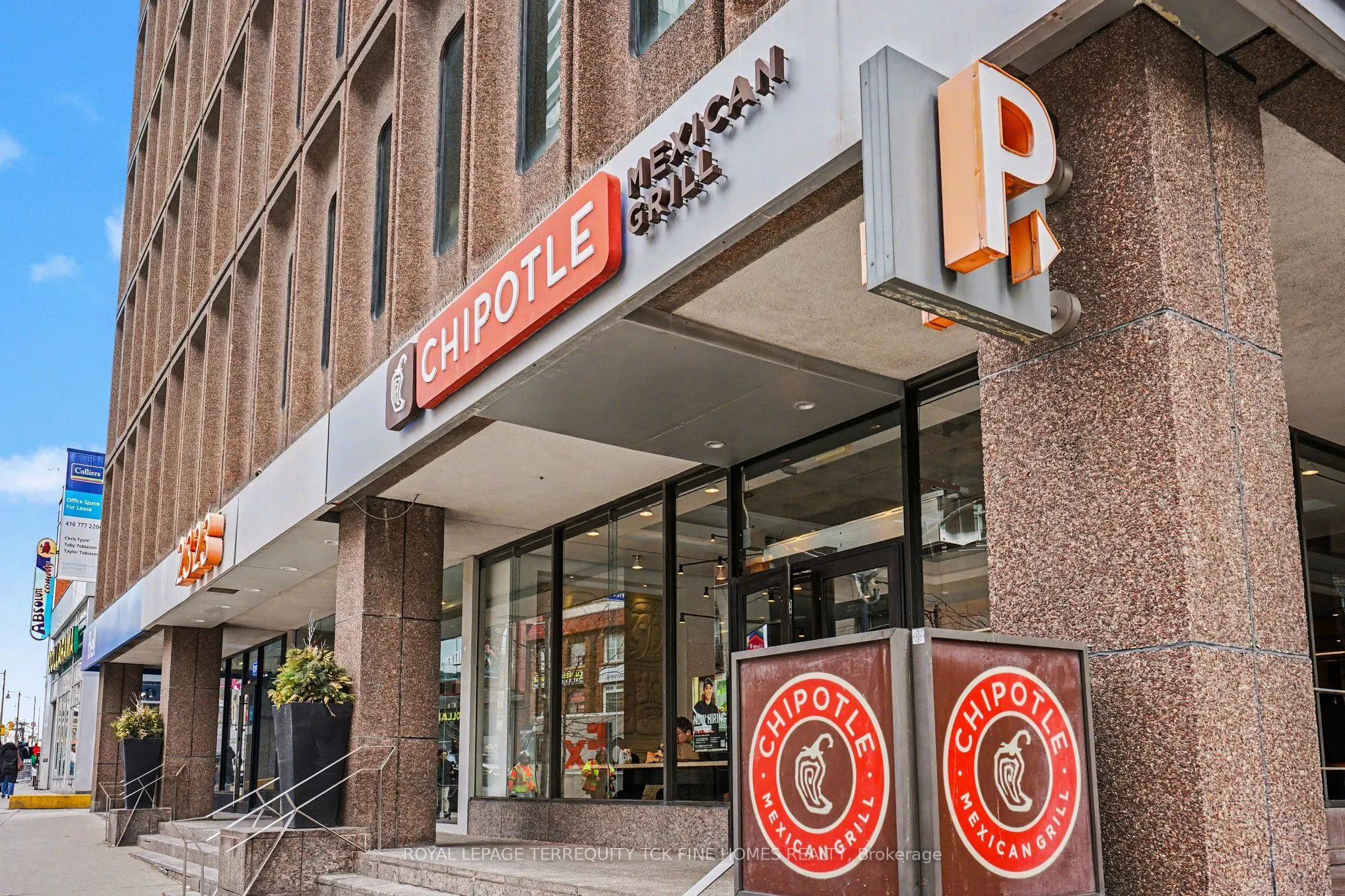 398 Eglinton Avenue E #1009