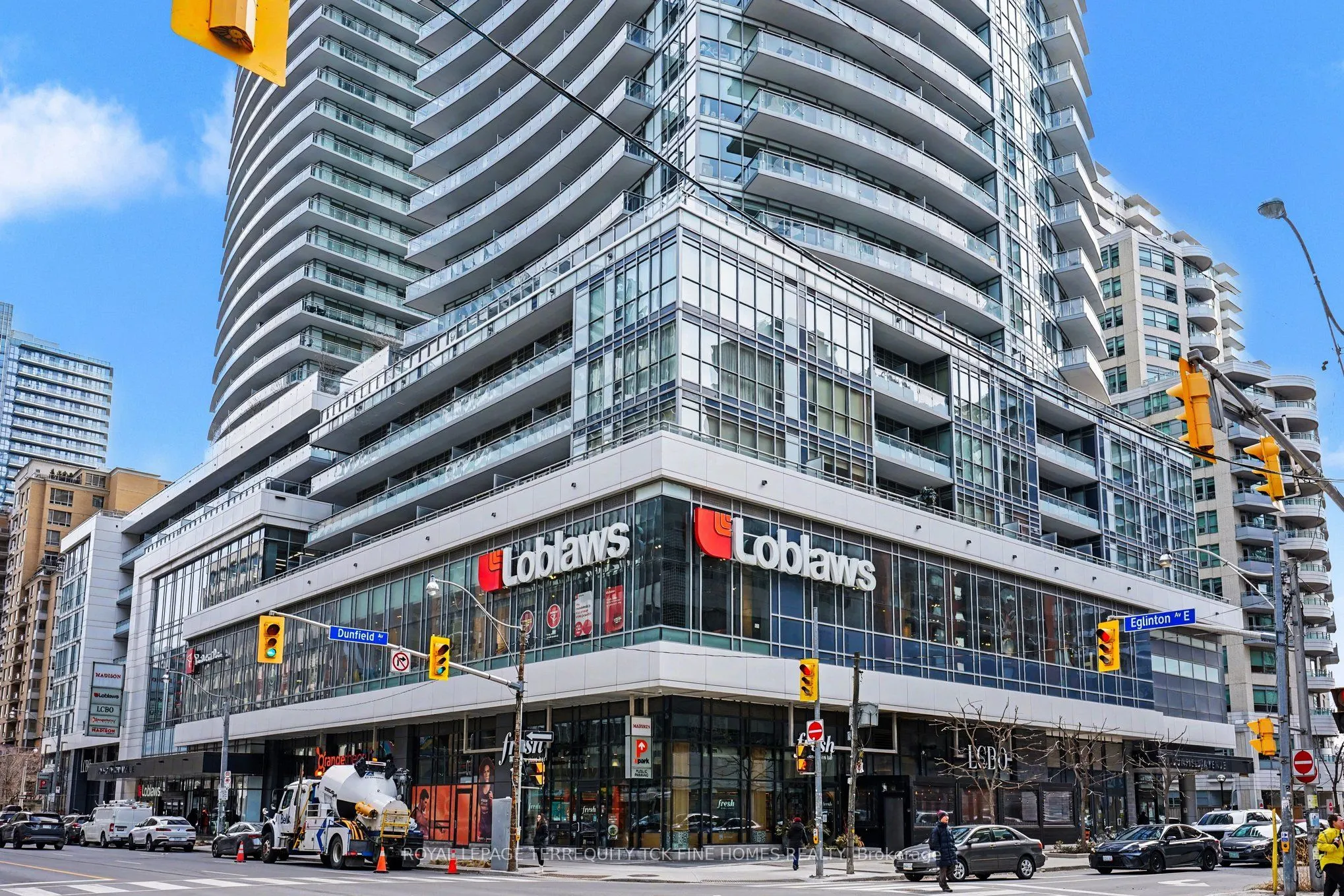 398 Eglinton Avenue E #1009
