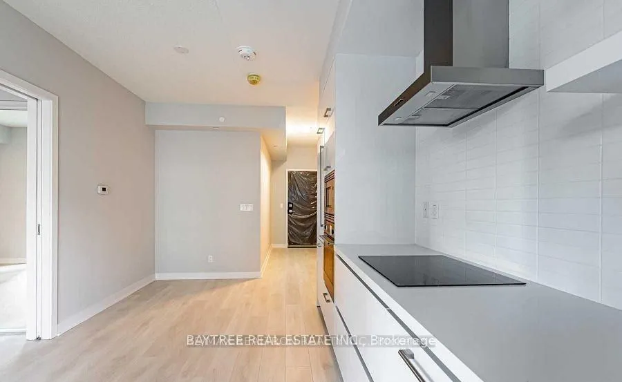 2221 Yonge Street #506