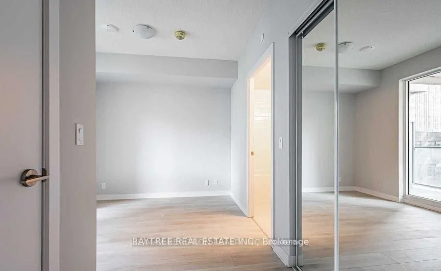 2221 Yonge Street #506