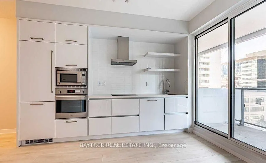 2221 Yonge Street #506