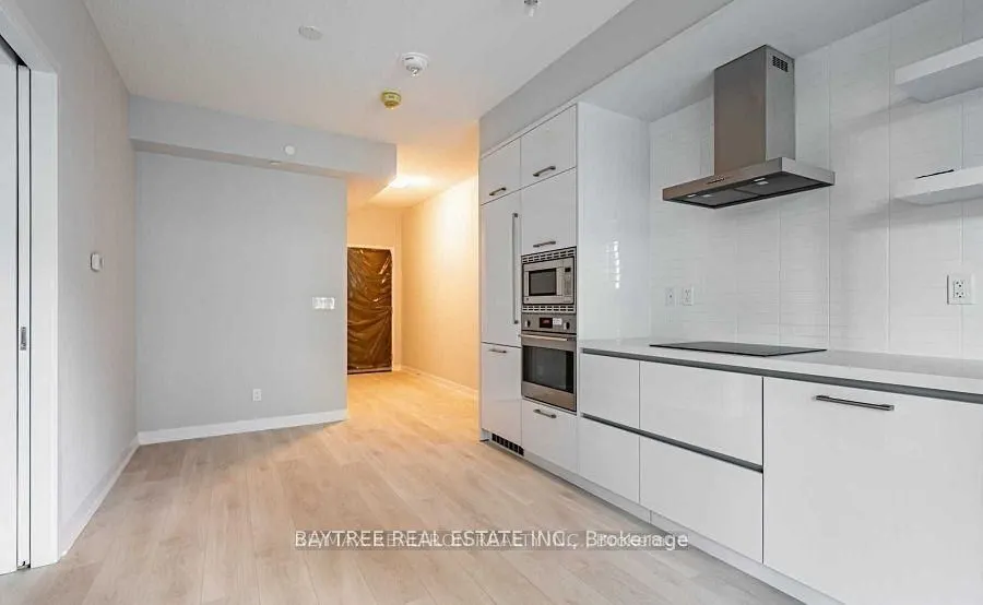 2221 Yonge Street #506