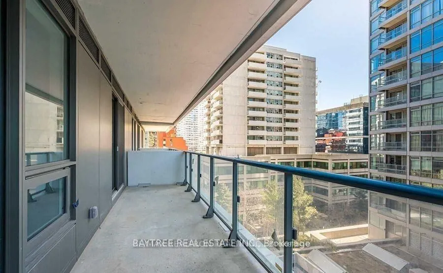 2221 Yonge Street #506