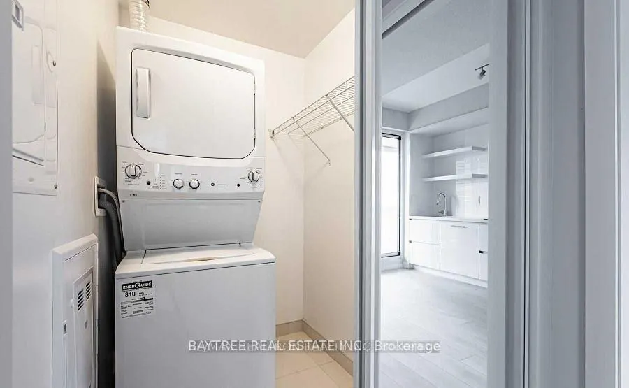 2221 Yonge Street #506