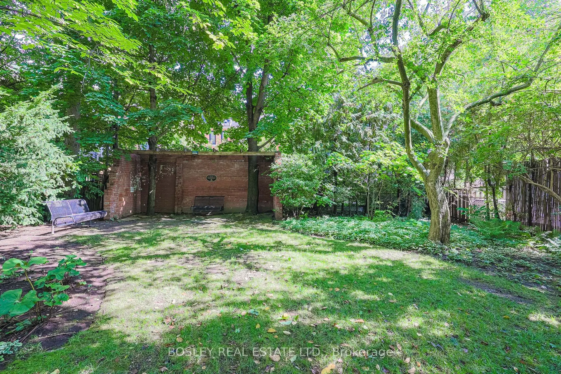40 Oaklands Avenue #107