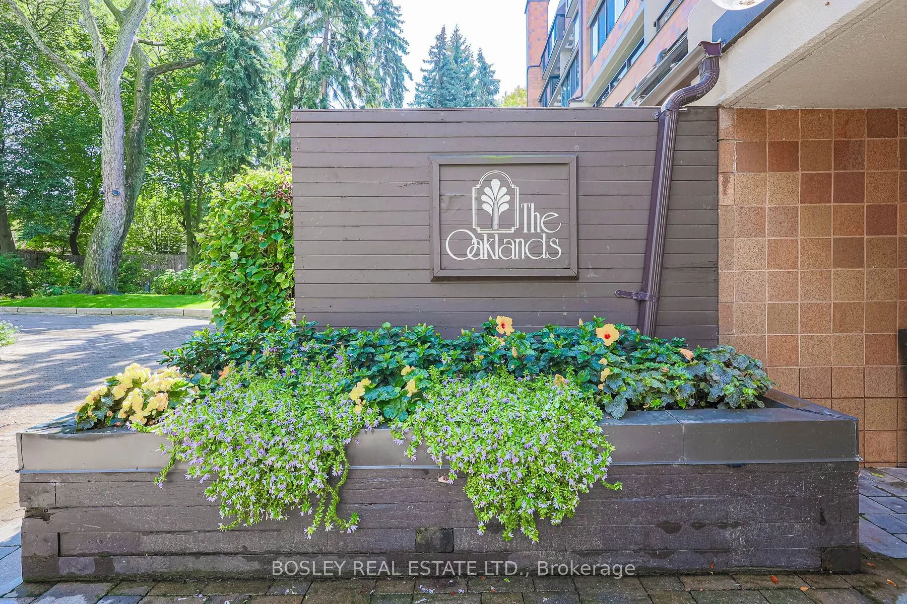 40 Oaklands Avenue #107