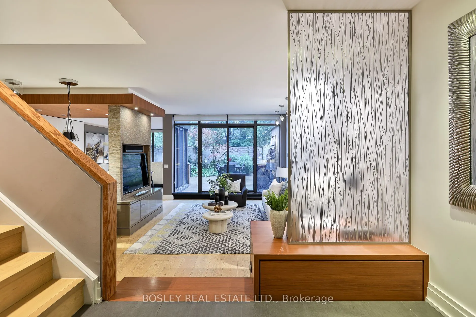 40 Oaklands Avenue #107
