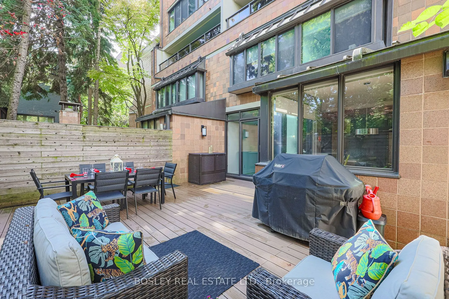 40 Oaklands Avenue #107