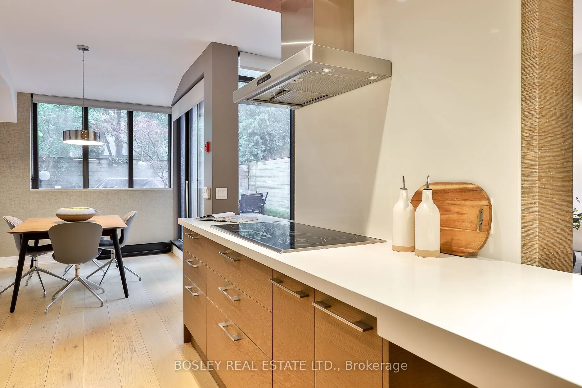 40 Oaklands Avenue #107