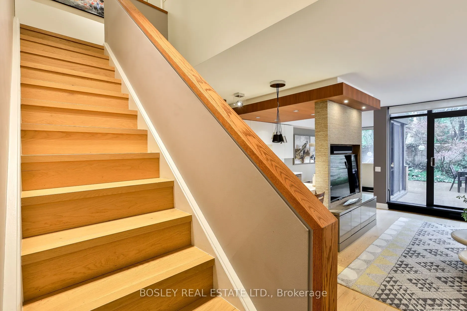 40 Oaklands Avenue #107