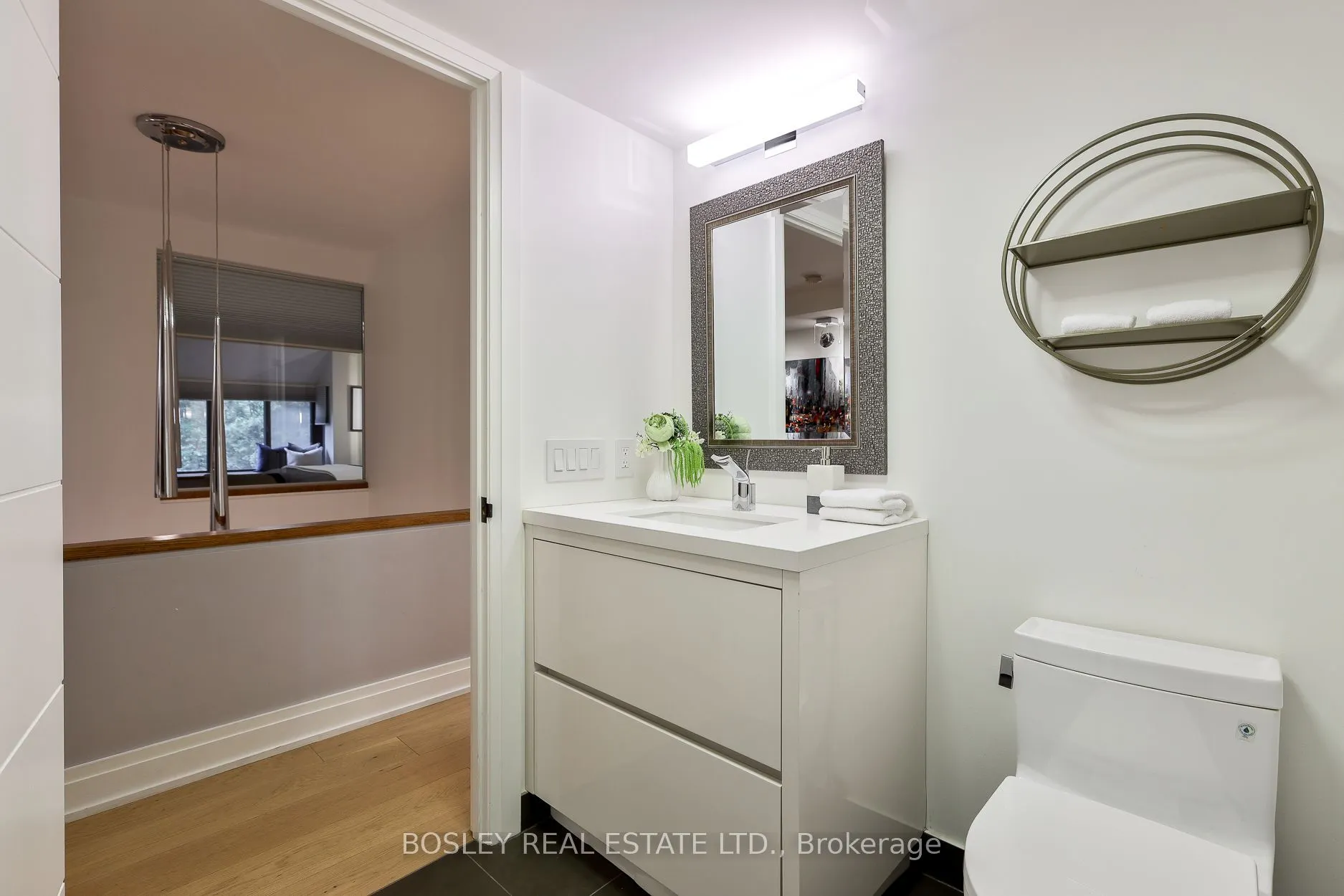 40 Oaklands Avenue #107