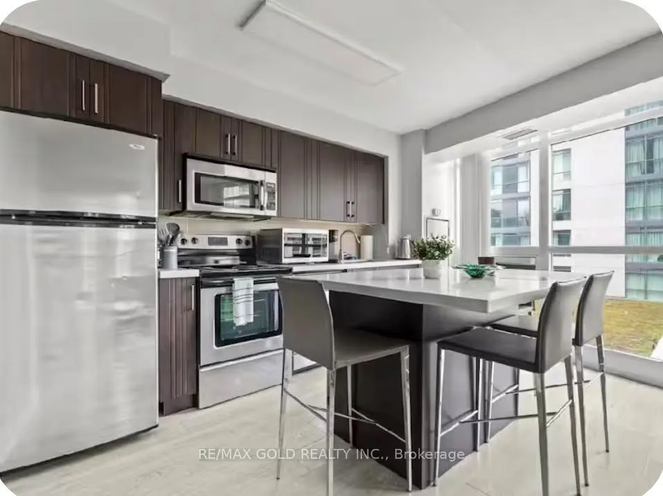 215 Fort York Boulevard #620