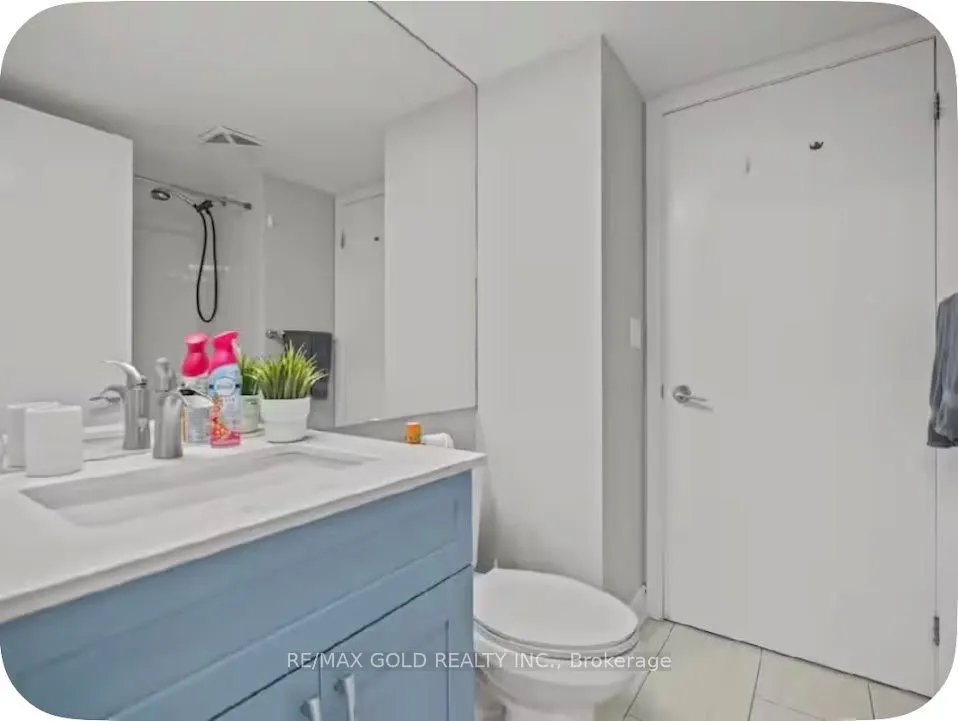 215 Fort York Boulevard #620
