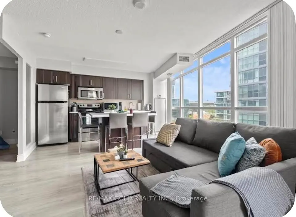 215 Fort York Boulevard #620
