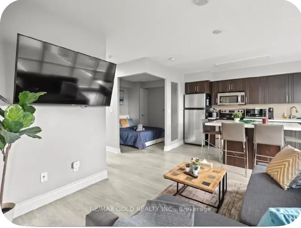 215 Fort York Boulevard #620