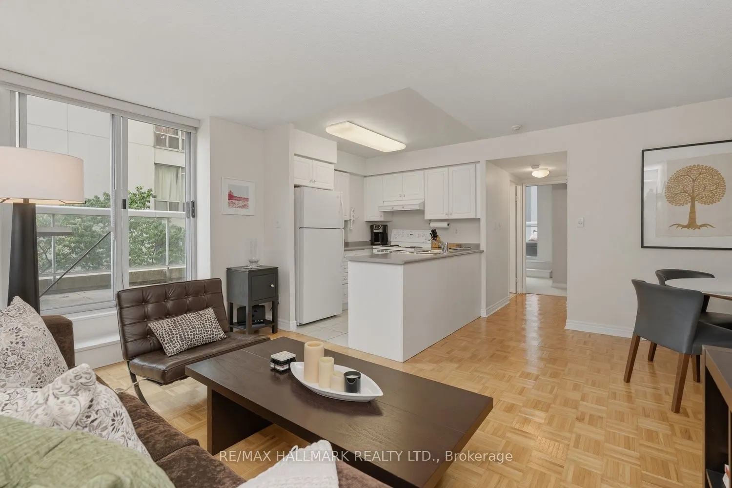 43 Eglinton Avenue E #310